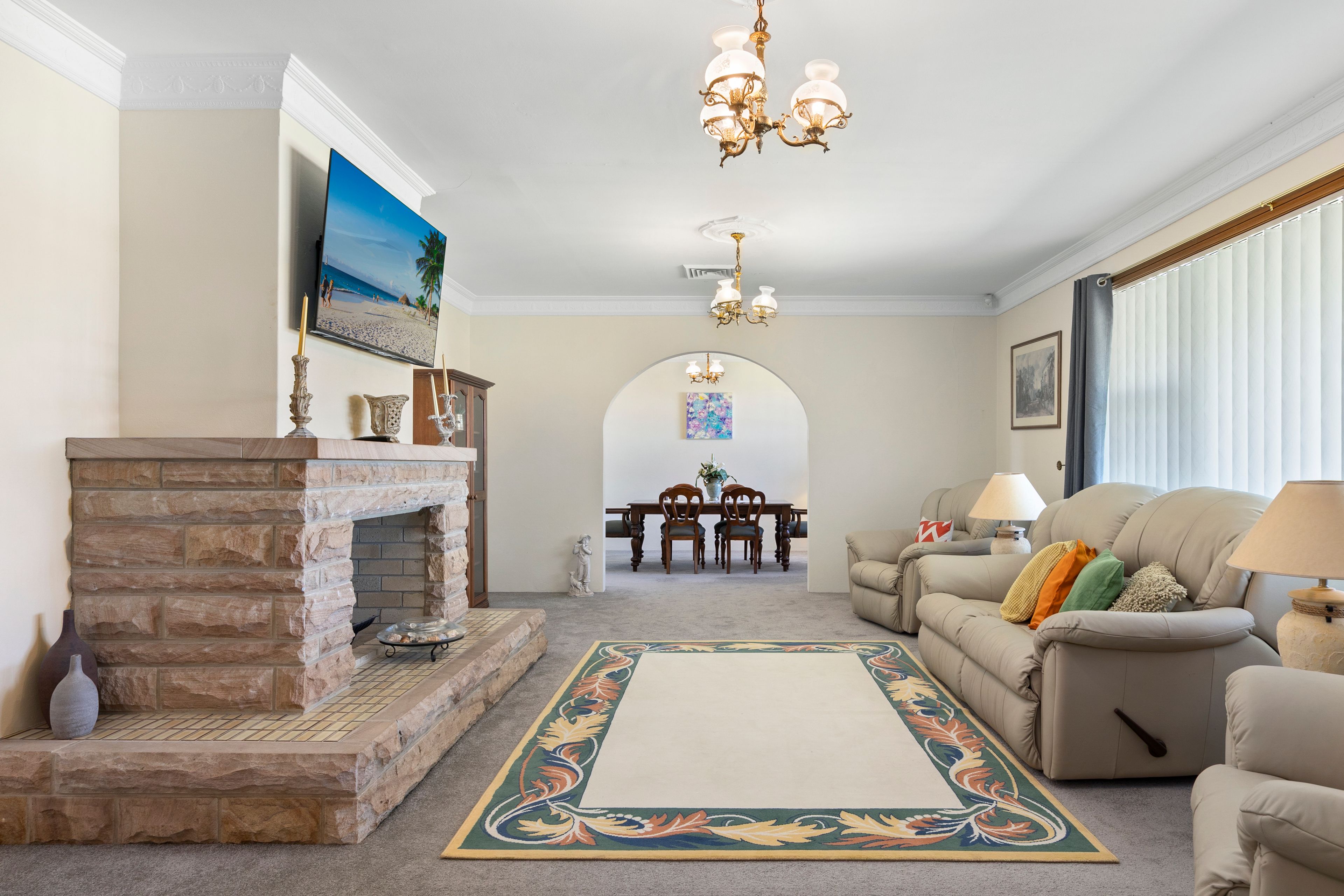 48 Hardes Avenue — photo 3 of 23
