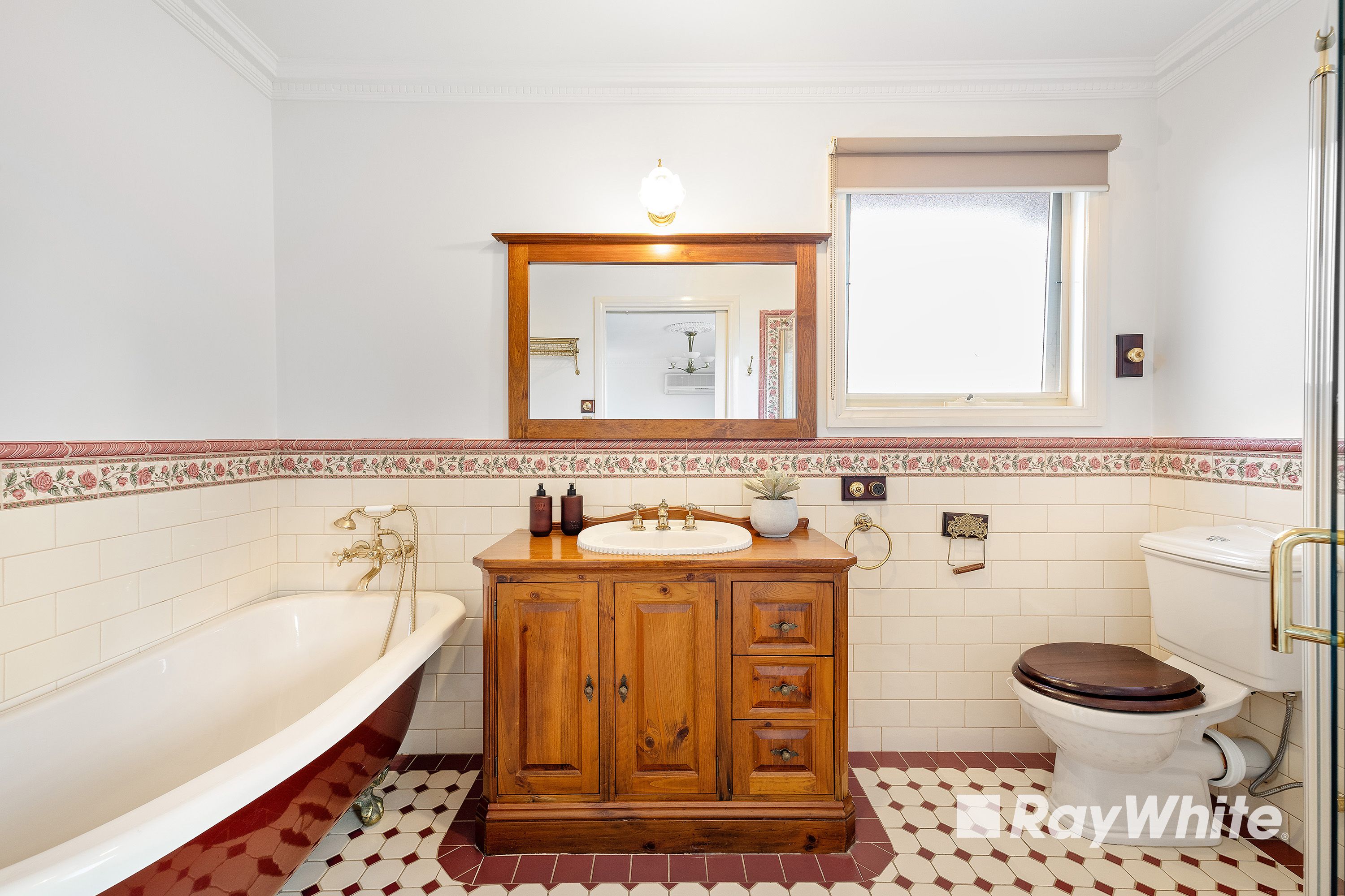 22 Archibald Avenue — photo 10 of 20