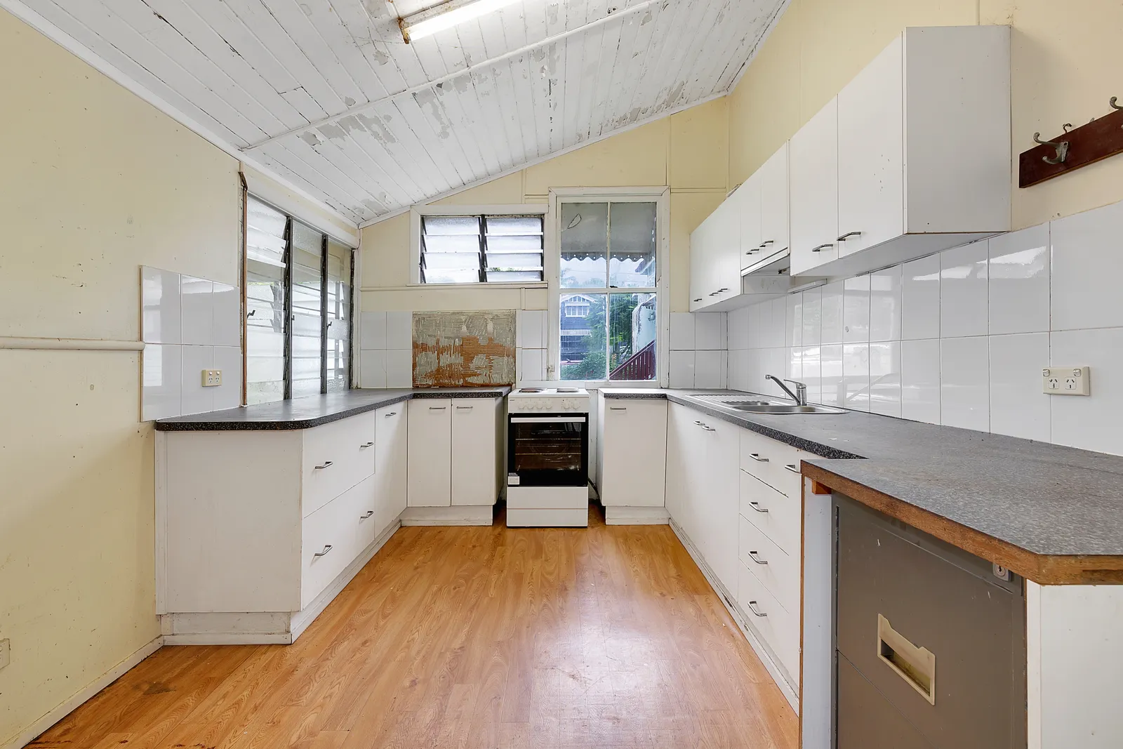 38 Railway Terrace, Dutton Park
