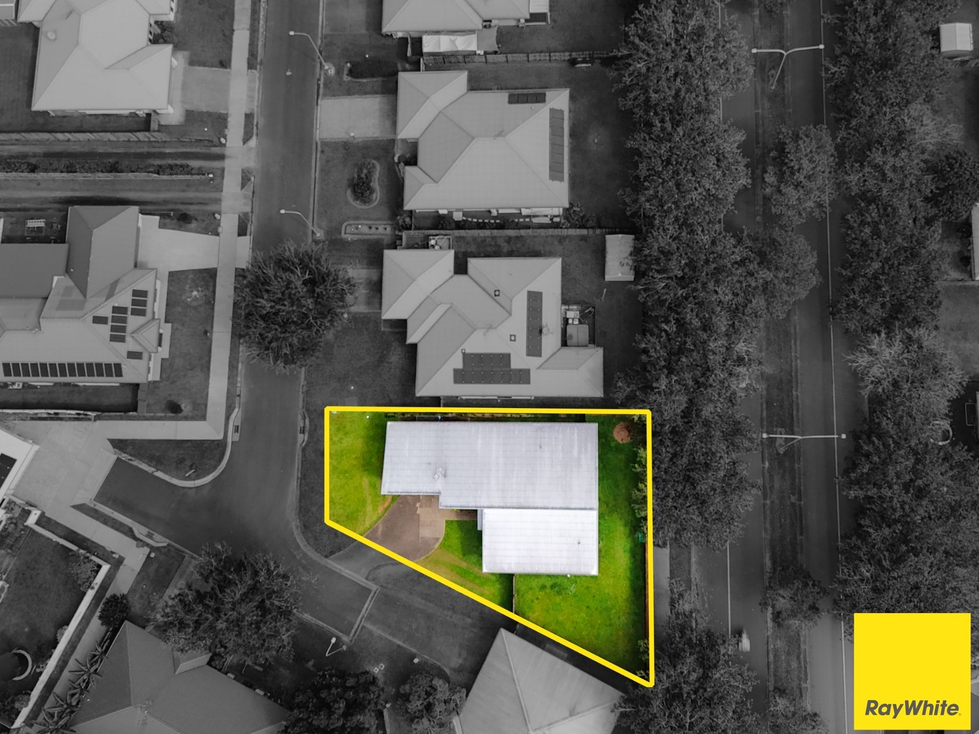 29 Sedgwick Close — photo 16 of 19
