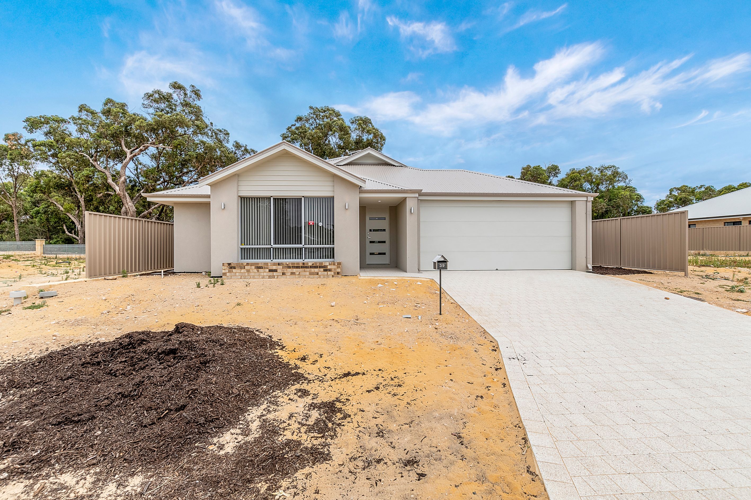 39 Hurlingham Loop, Meadow Springs, WA 6210