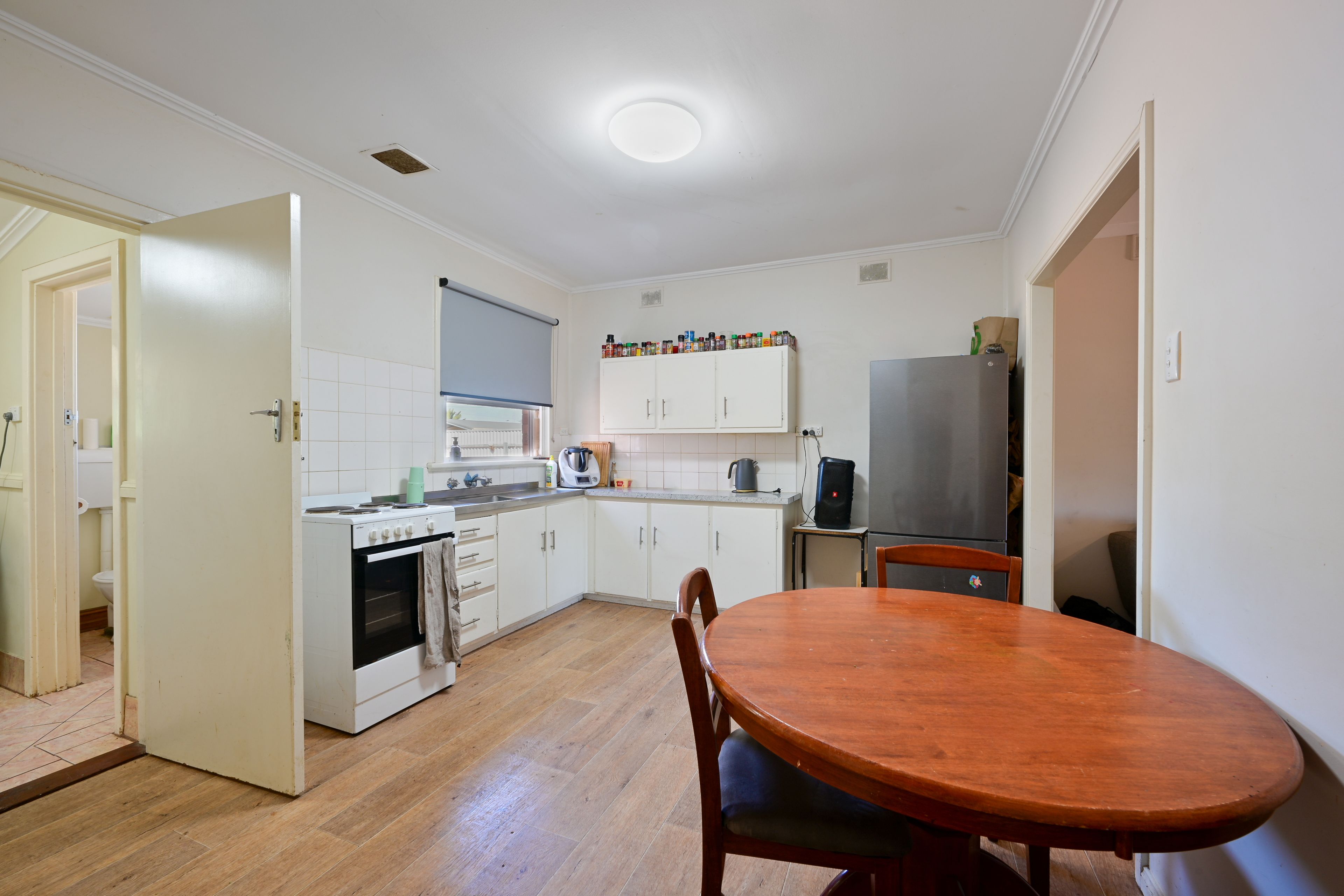 27 Knight Street — photo 6 of 12