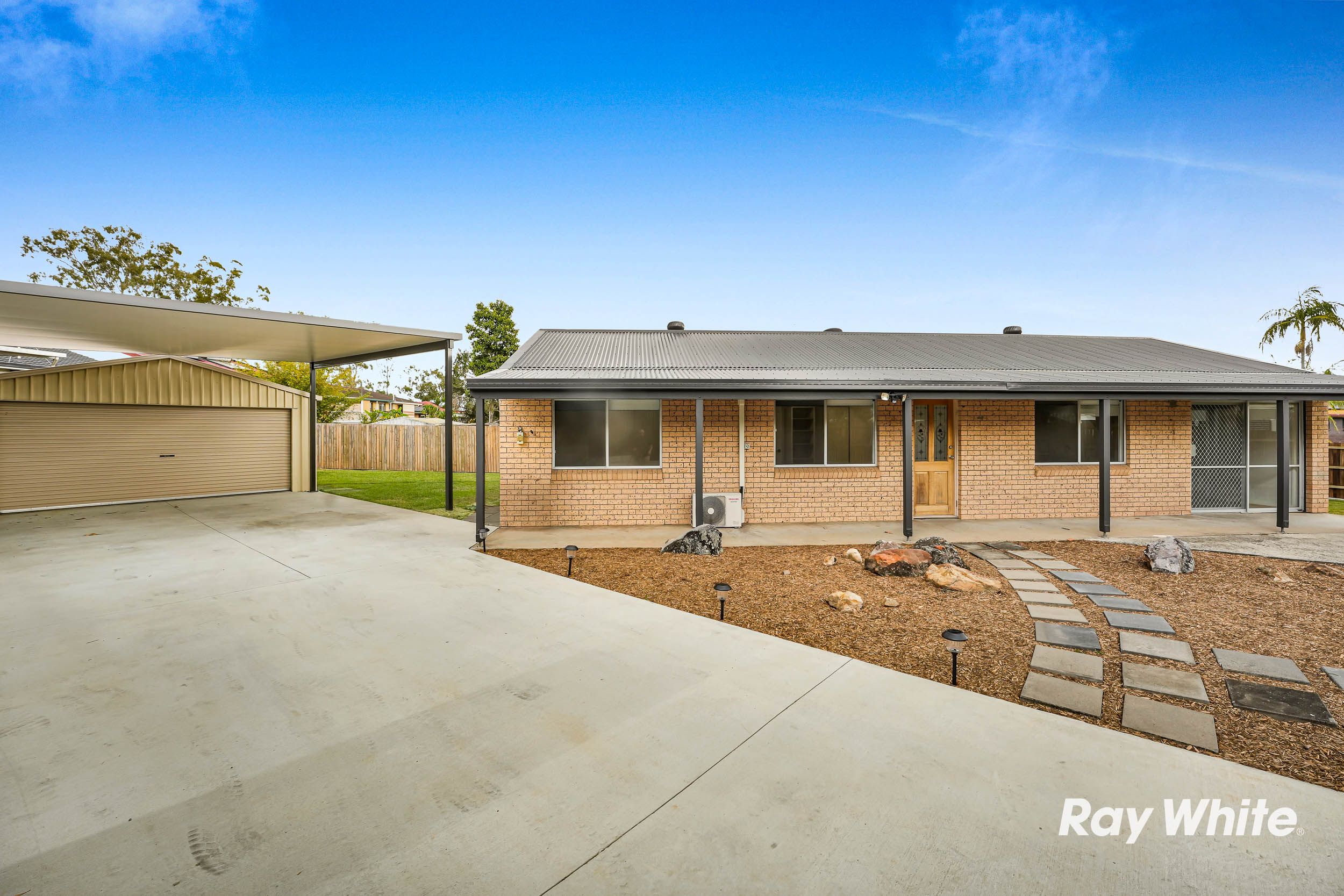 31 Satinwood Street — photo 16 of 29