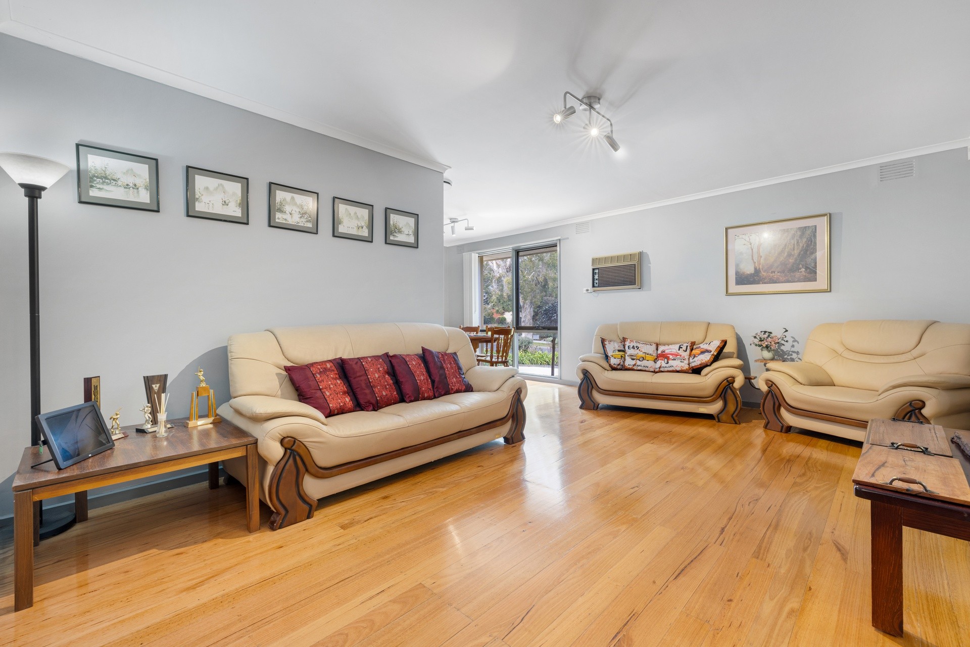 19 Calderwood Avenue, Wheelers Hill, VIC 3150