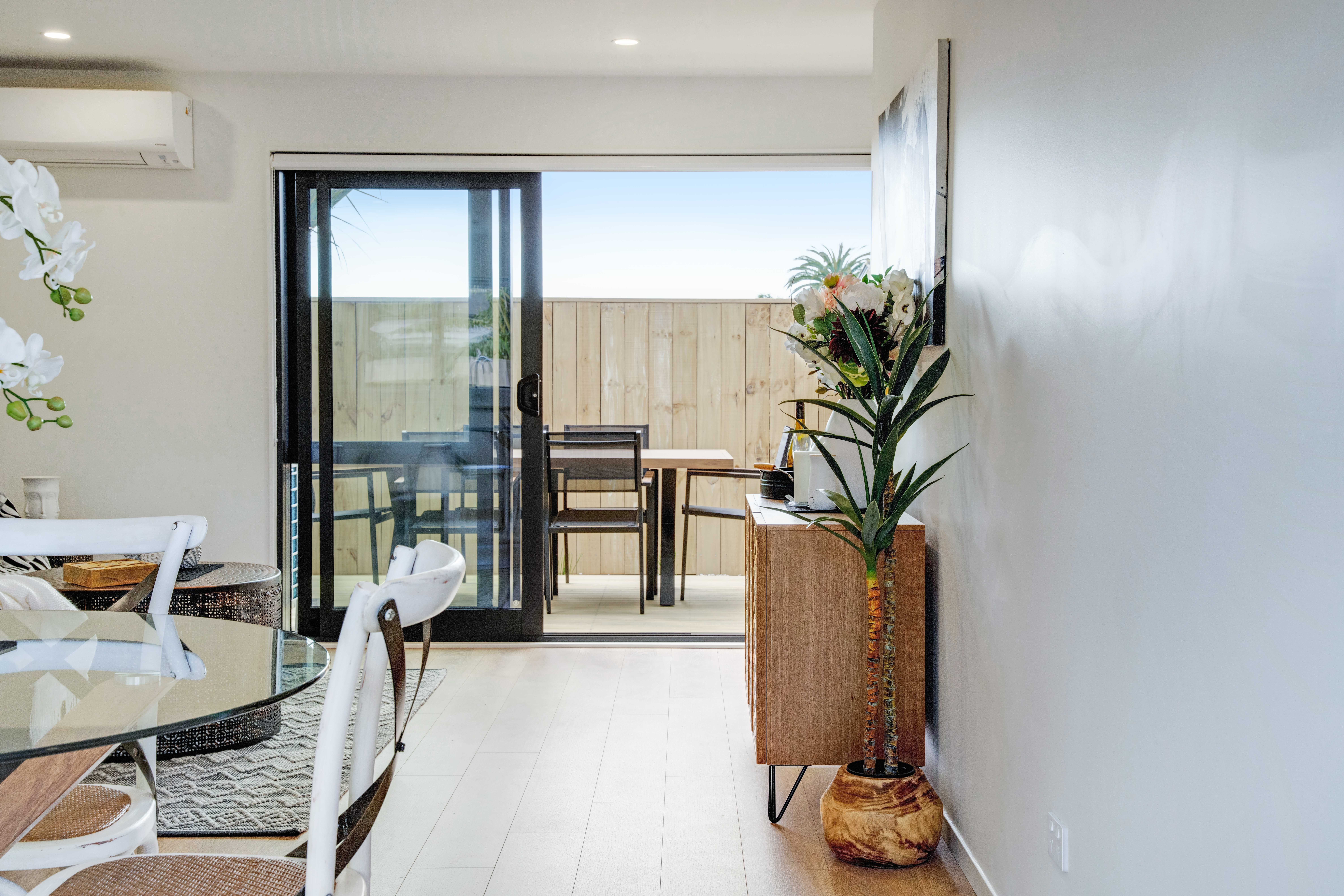 28 Mckinstry Avenue, Mangere East, Manukau City