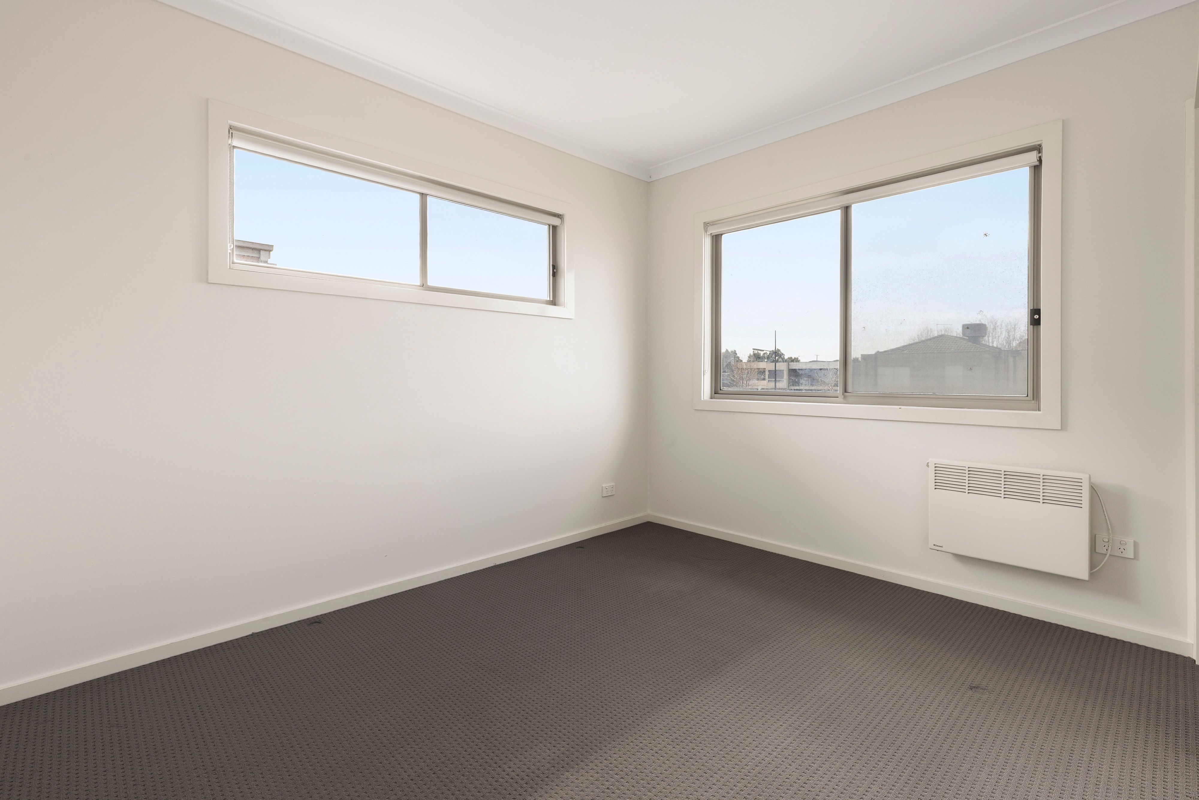 63 Lygon Drive — photo 13 of 21