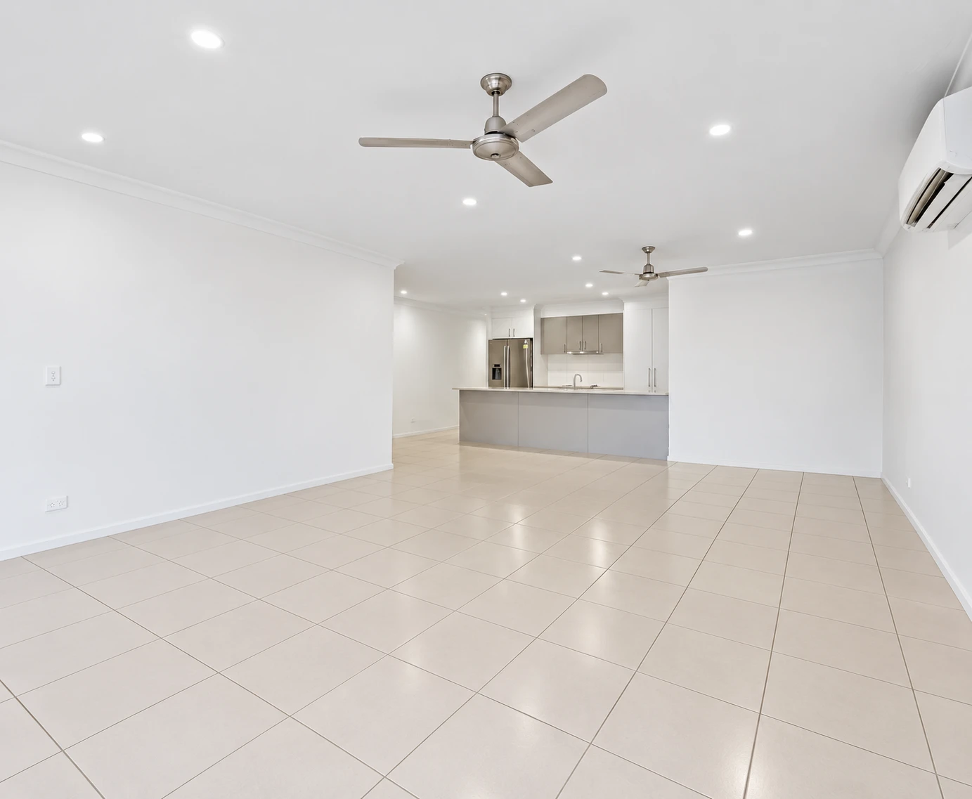 1/15 Kaplan Street, Oxenford, QLD 4210