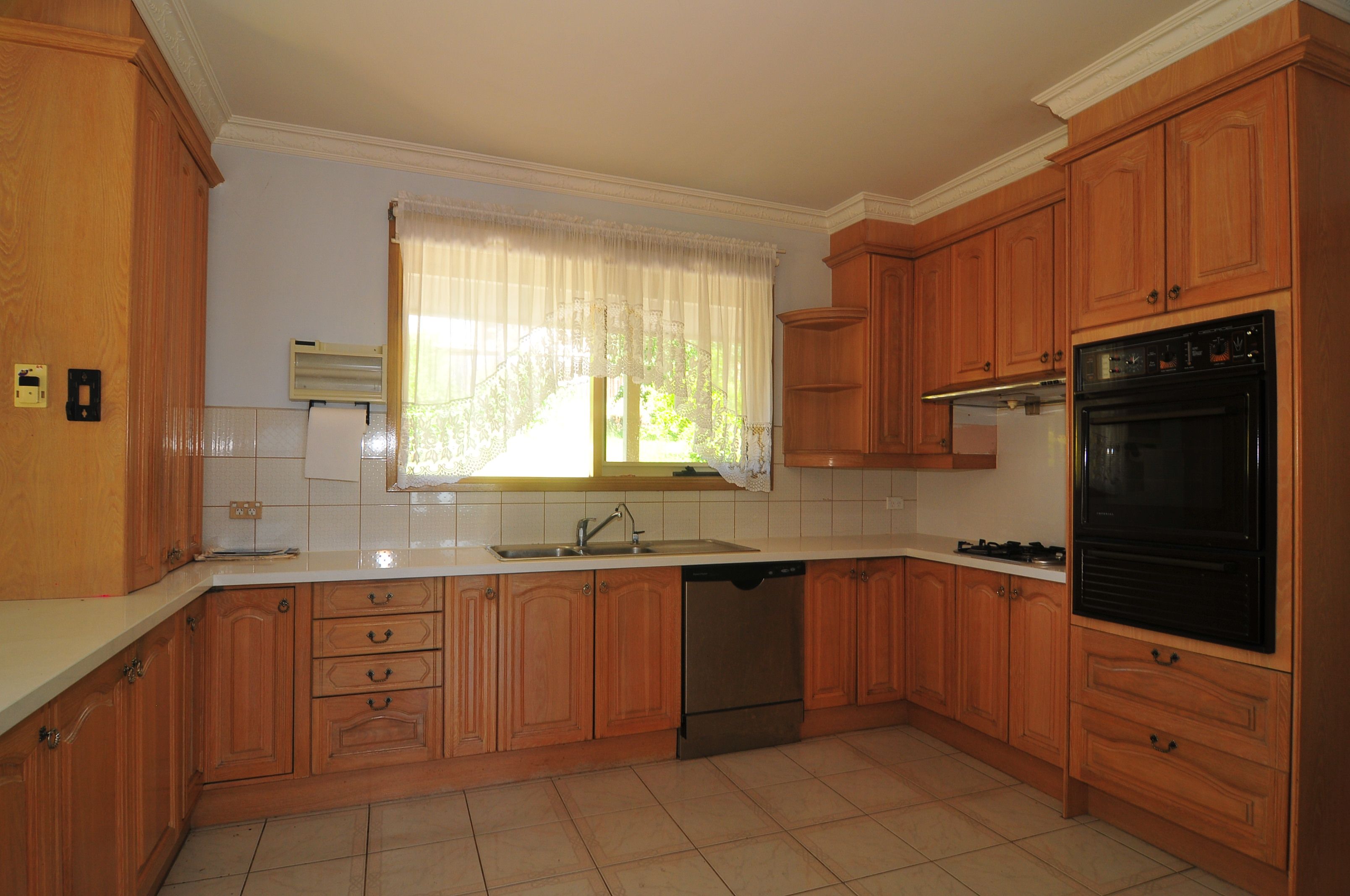 49 Garnett Road, Wheelers Hill, VIC 3150