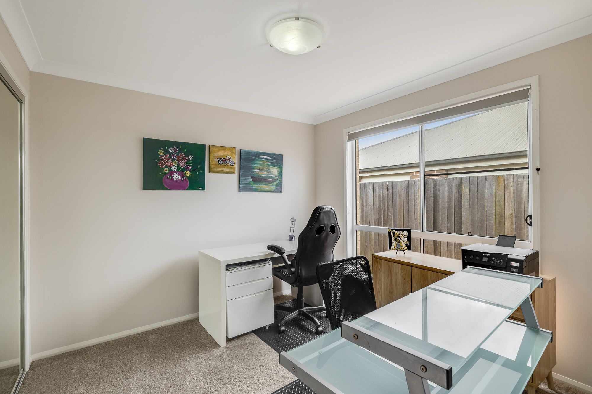 1/10 Adelaide Street — photo 11 of 15