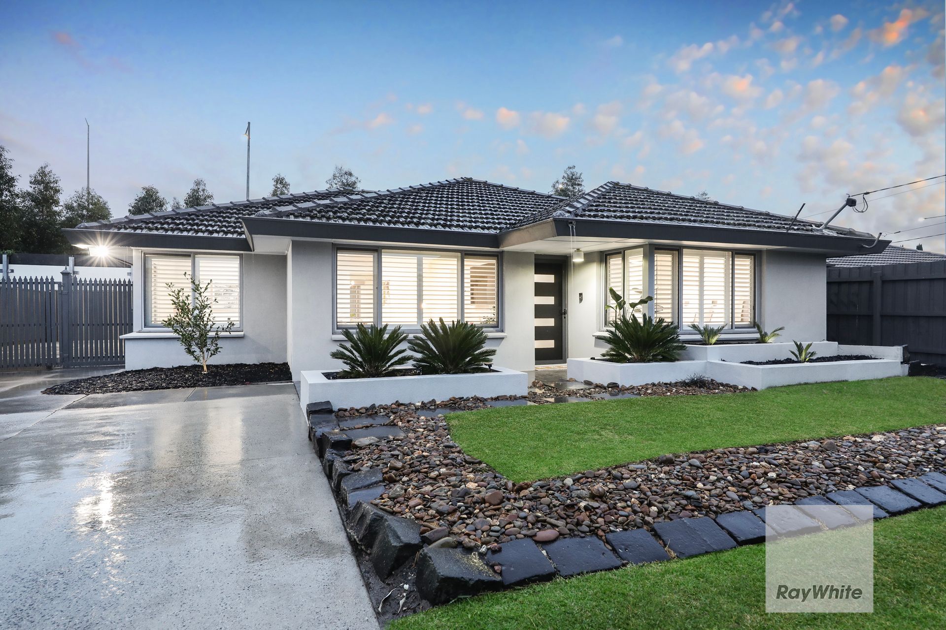 9 Fleetwood Court, Gladstone Park, VIC 3043