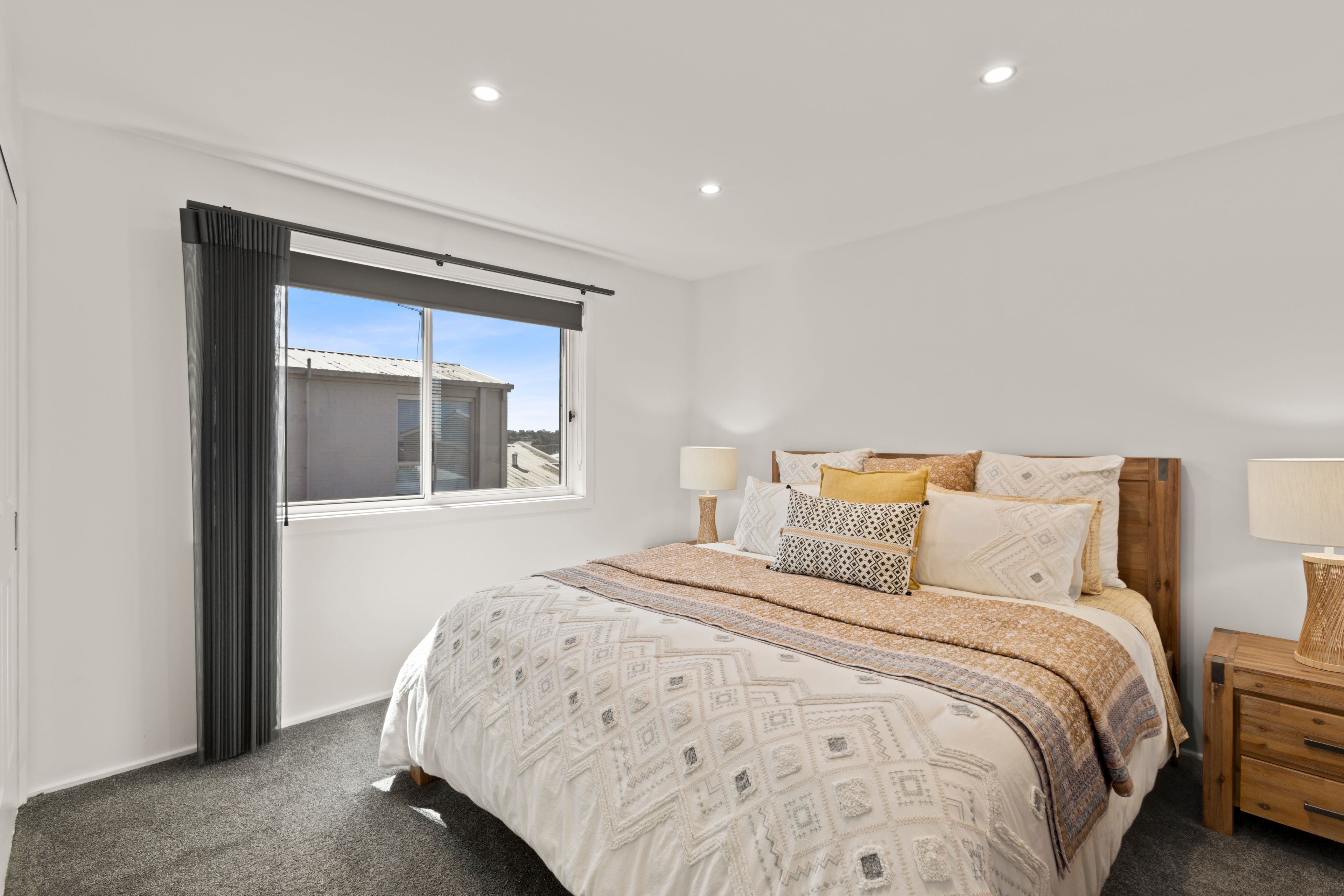 1/1 Watersedge Terrace — photo 11 of 17