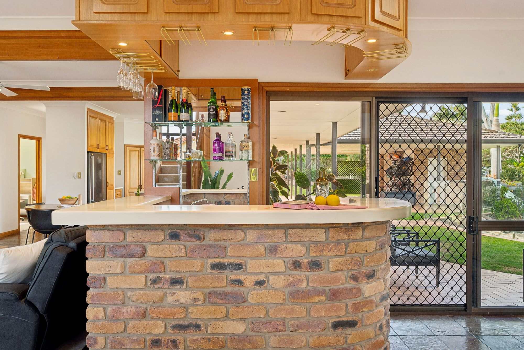 4 Gleneagles Court — photo 11 of 23