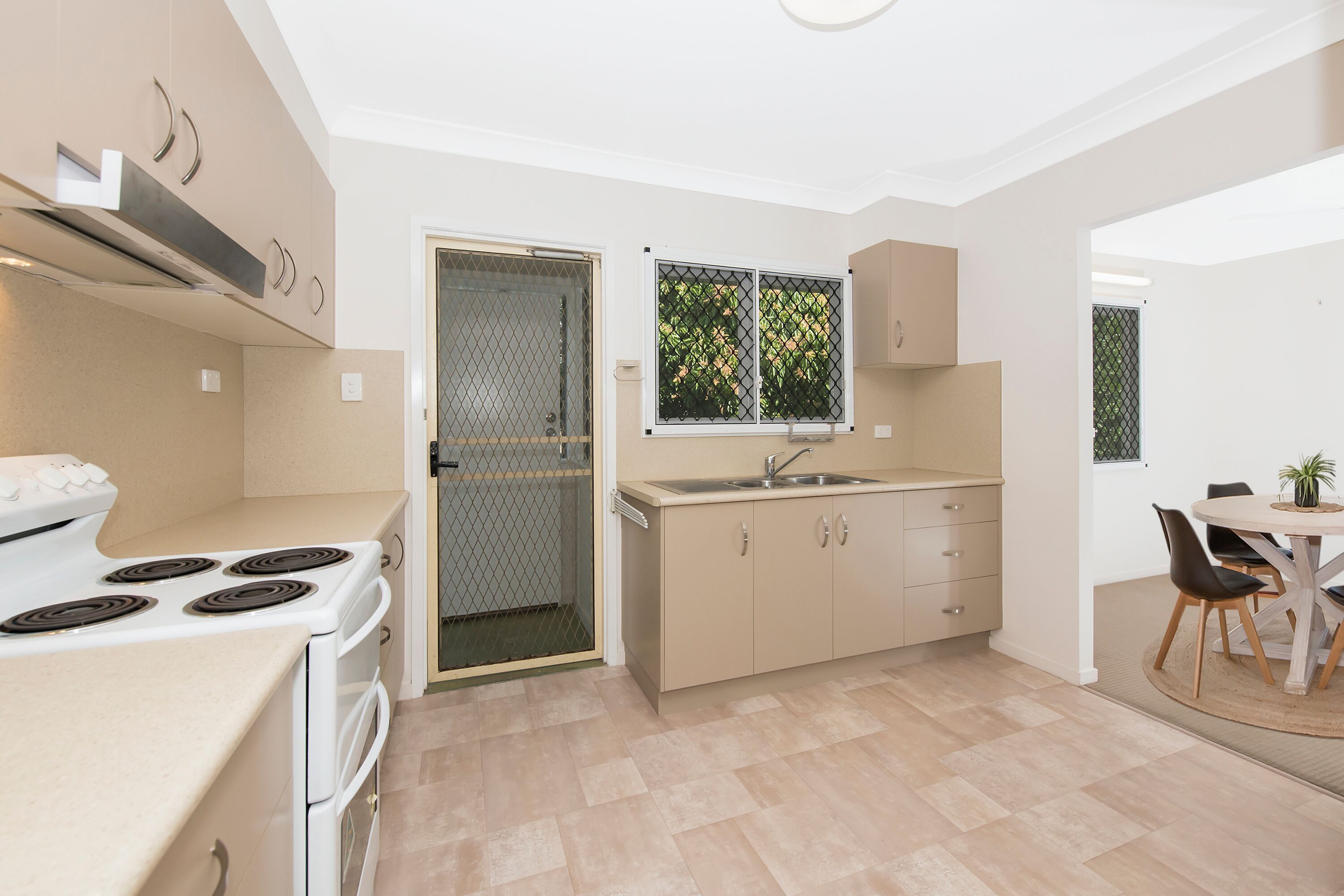 27 Willis Street, Vincent, QLD 4814