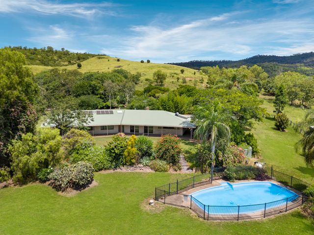 64 Allens Road, Upper Tenthill QLD 4343