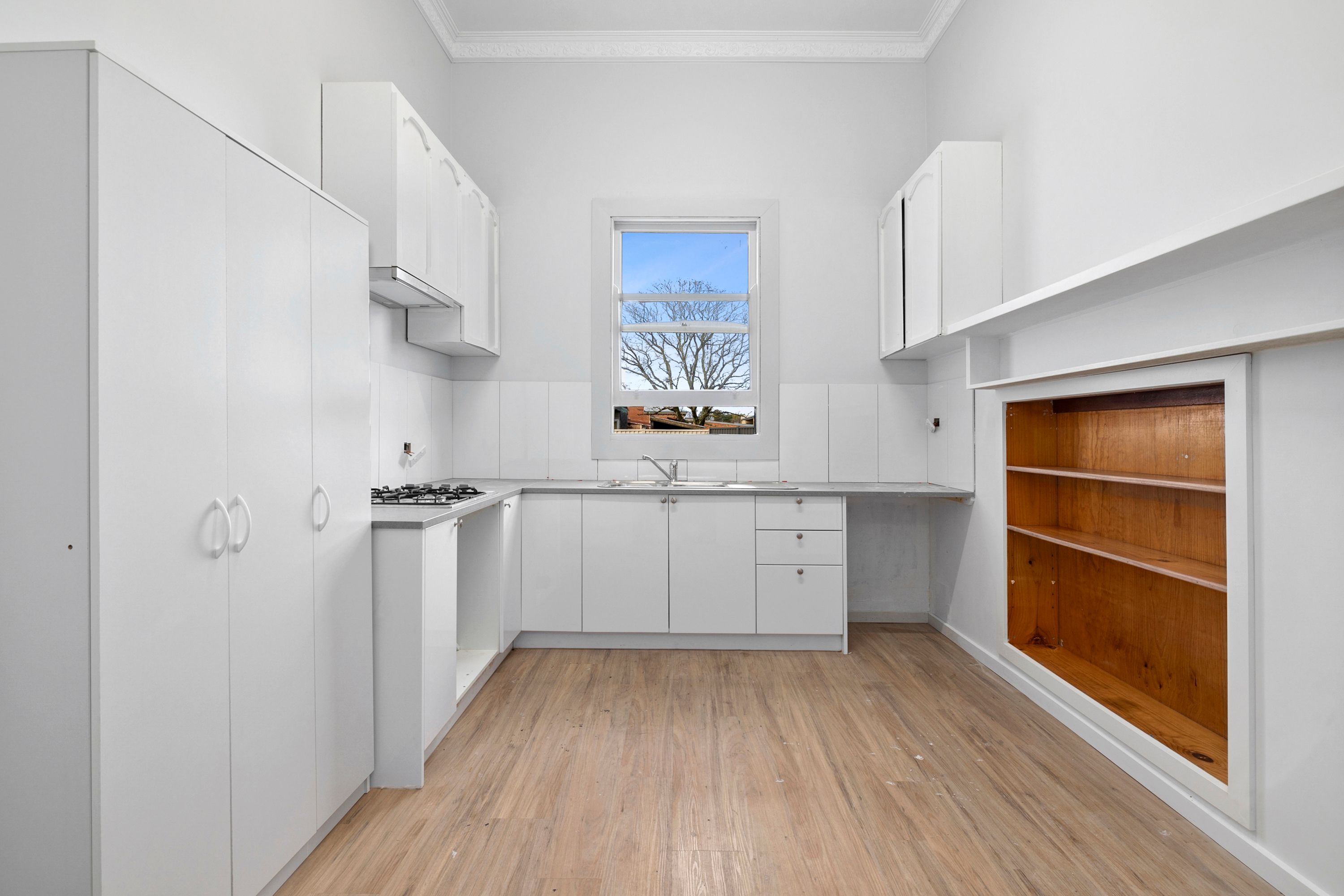 168 Albert Street — photo 3 of 6