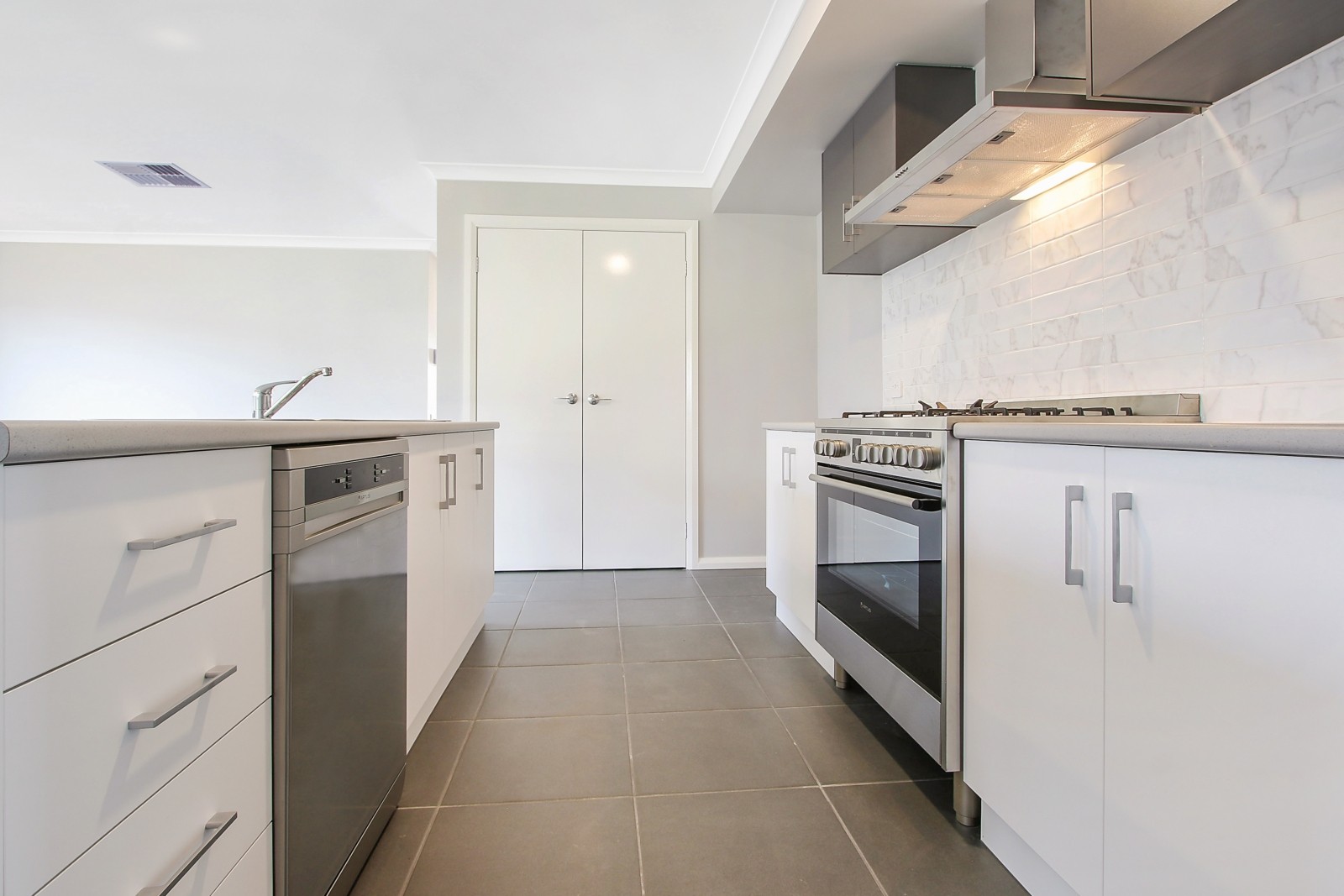 30 Hibberson Court, Thurgoona, NSW 2640