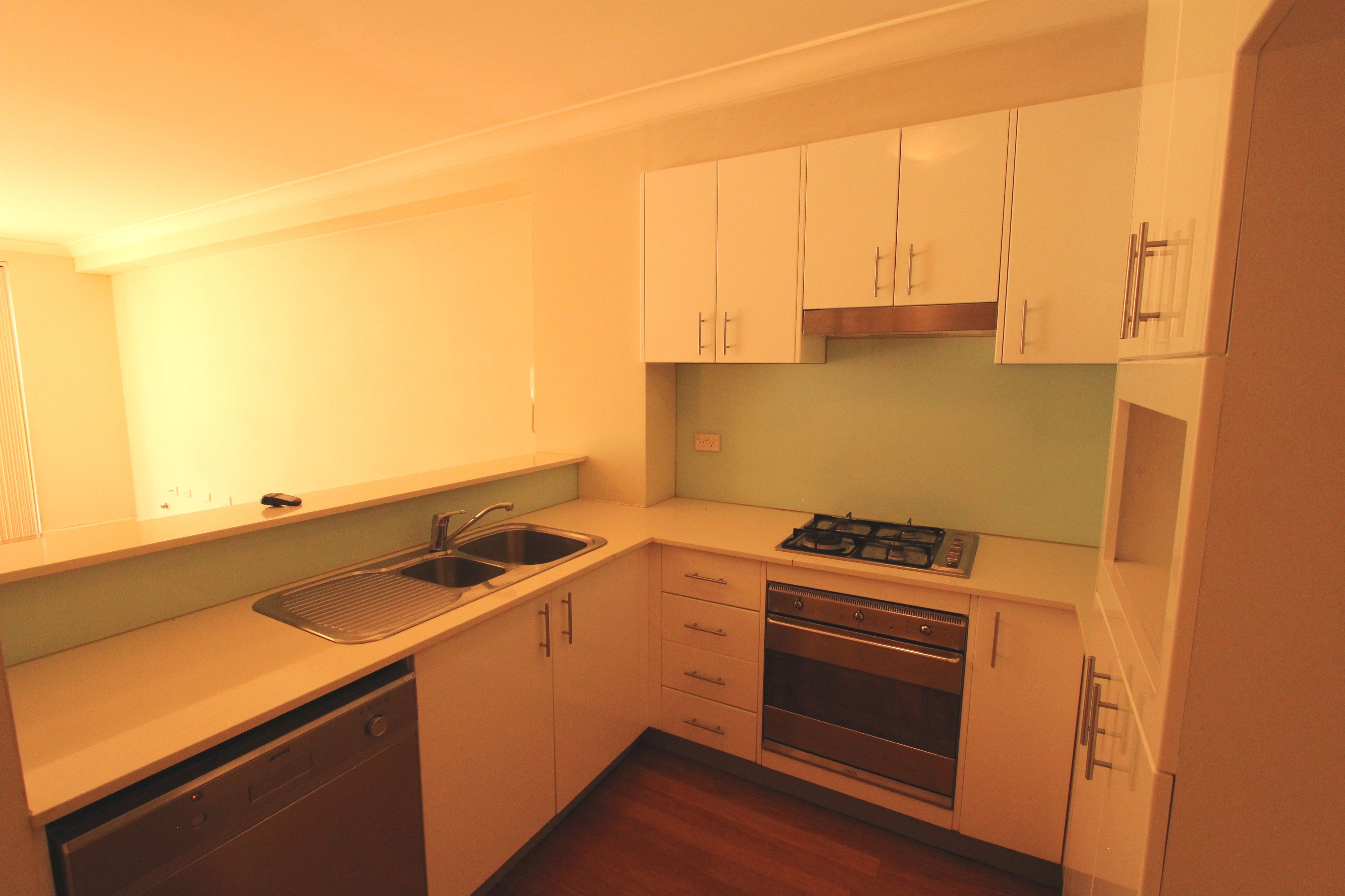 5/83-85A Pittwater Road — photo 4 of 6