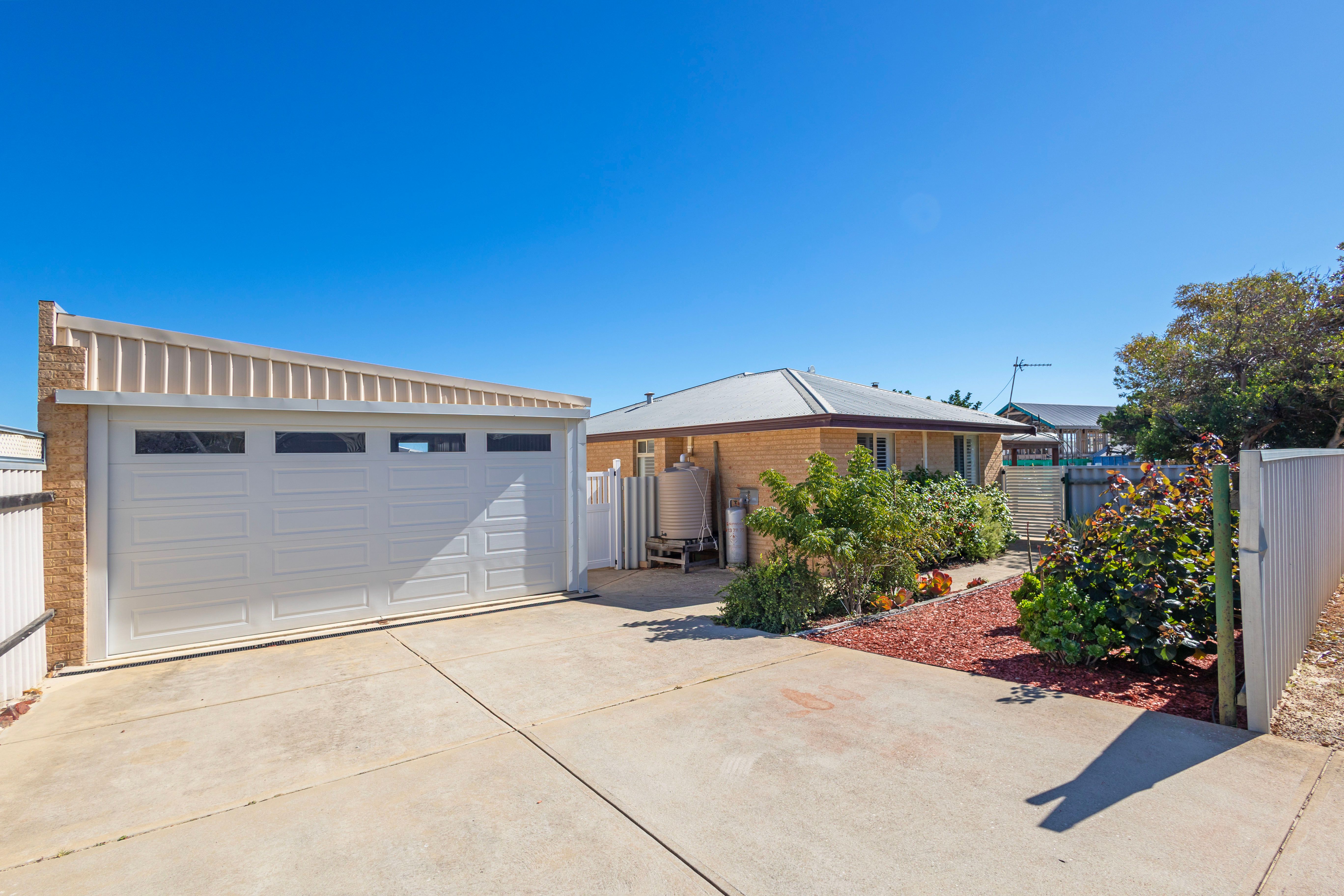 7 Corella Loop — photo 24 of 29