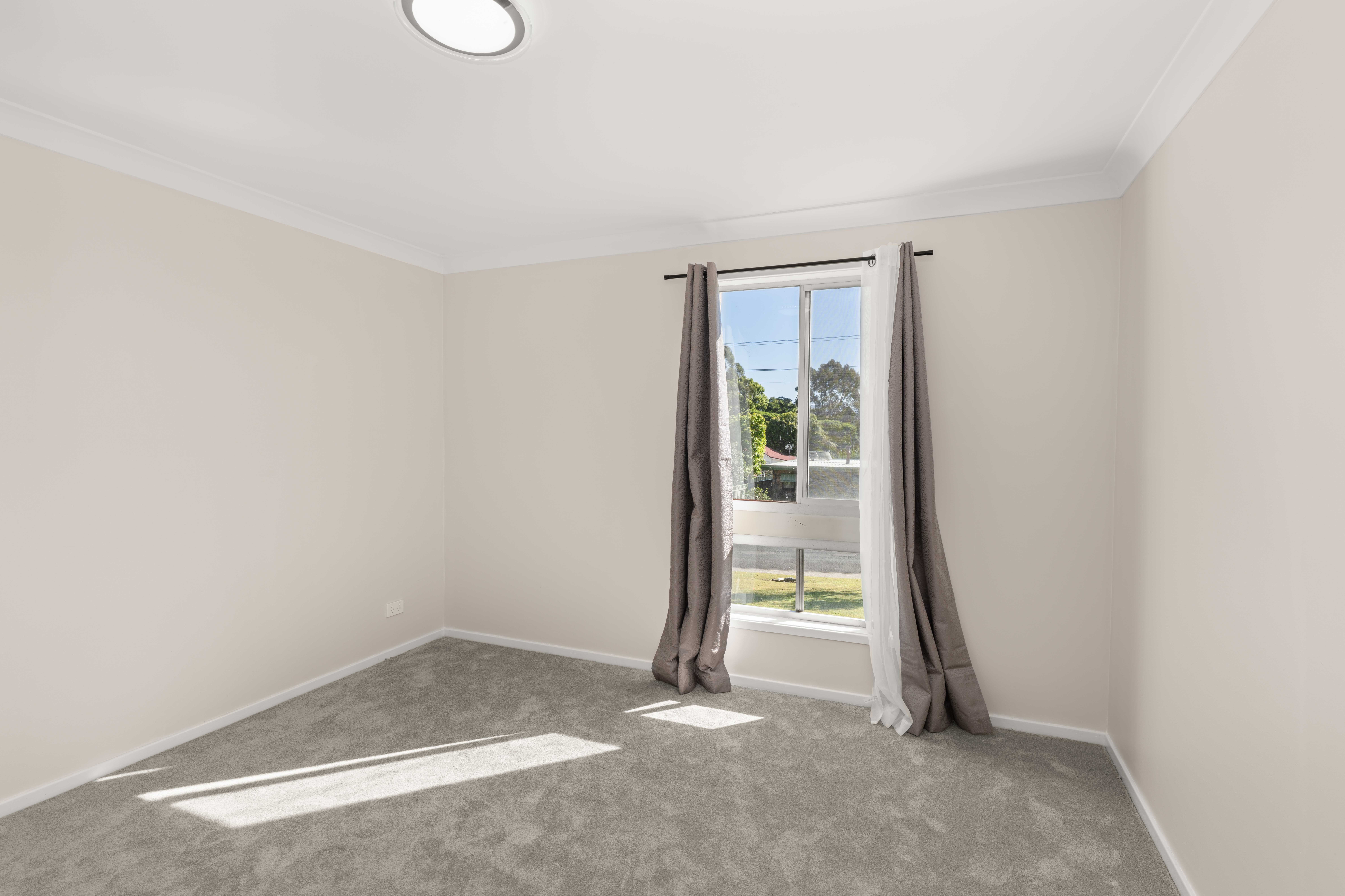 1/52 Bunberra Street — photo 4 of 18