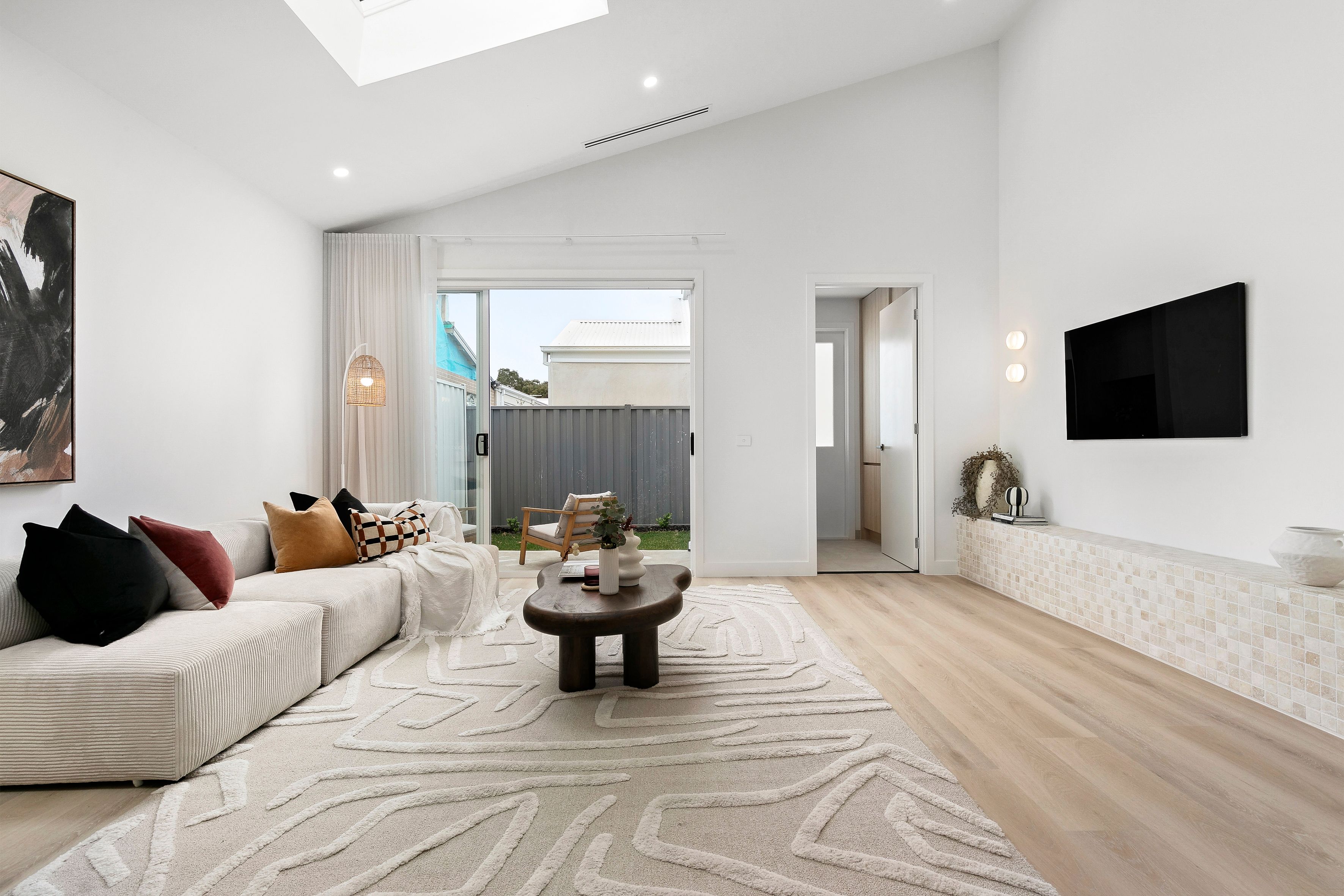 31 Supreme Avenue — photo 6 of 16