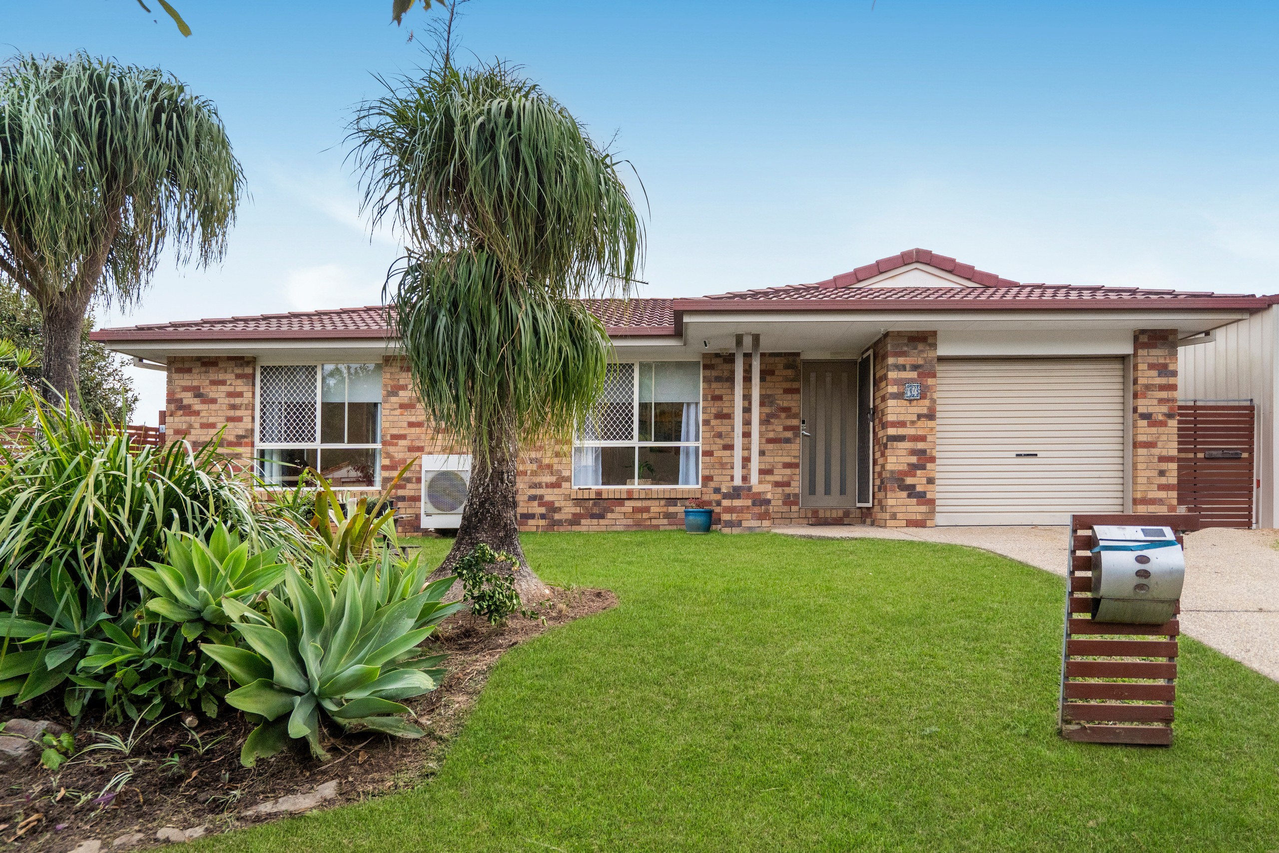 14 Meike Crescent, Tanah Merah, QLD 4128
