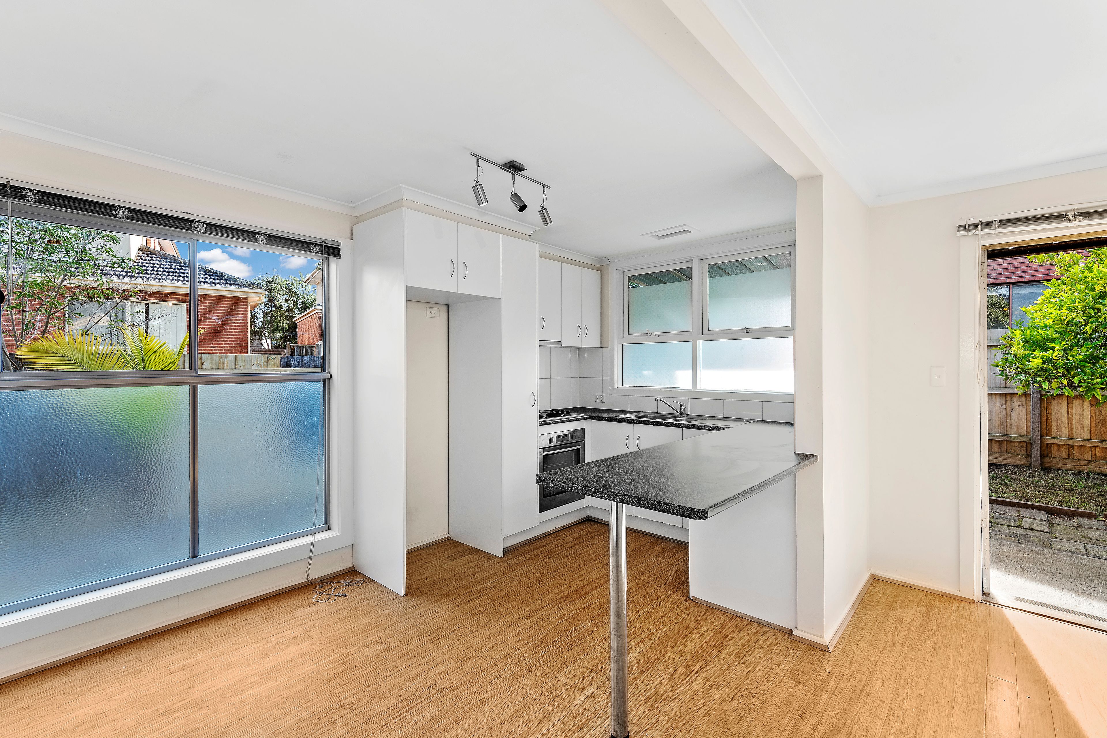 4/5 Burton Avenue, Clayton, VIC 3168