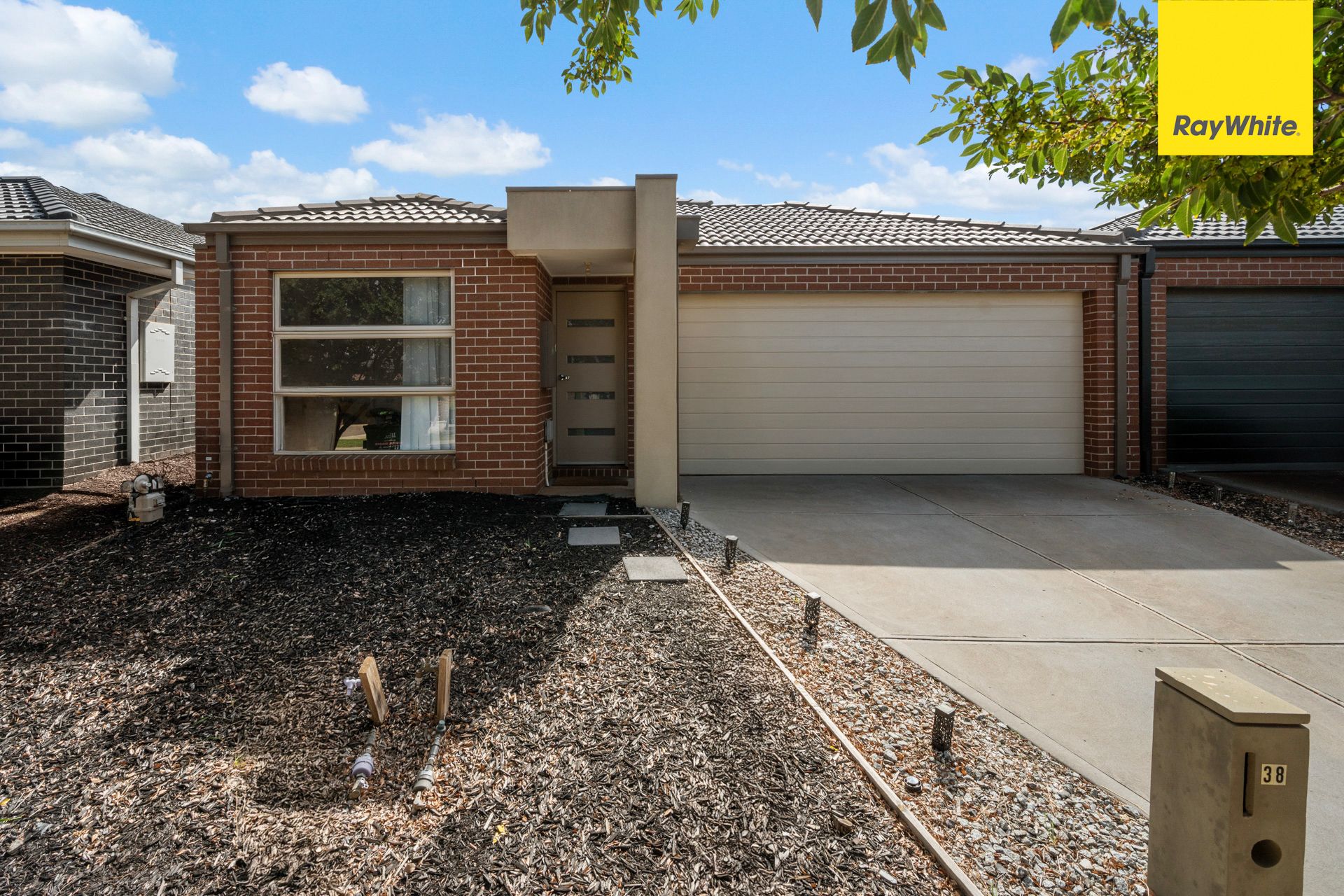 38 Fellows Street, WEIR VIEWS VIC 3338