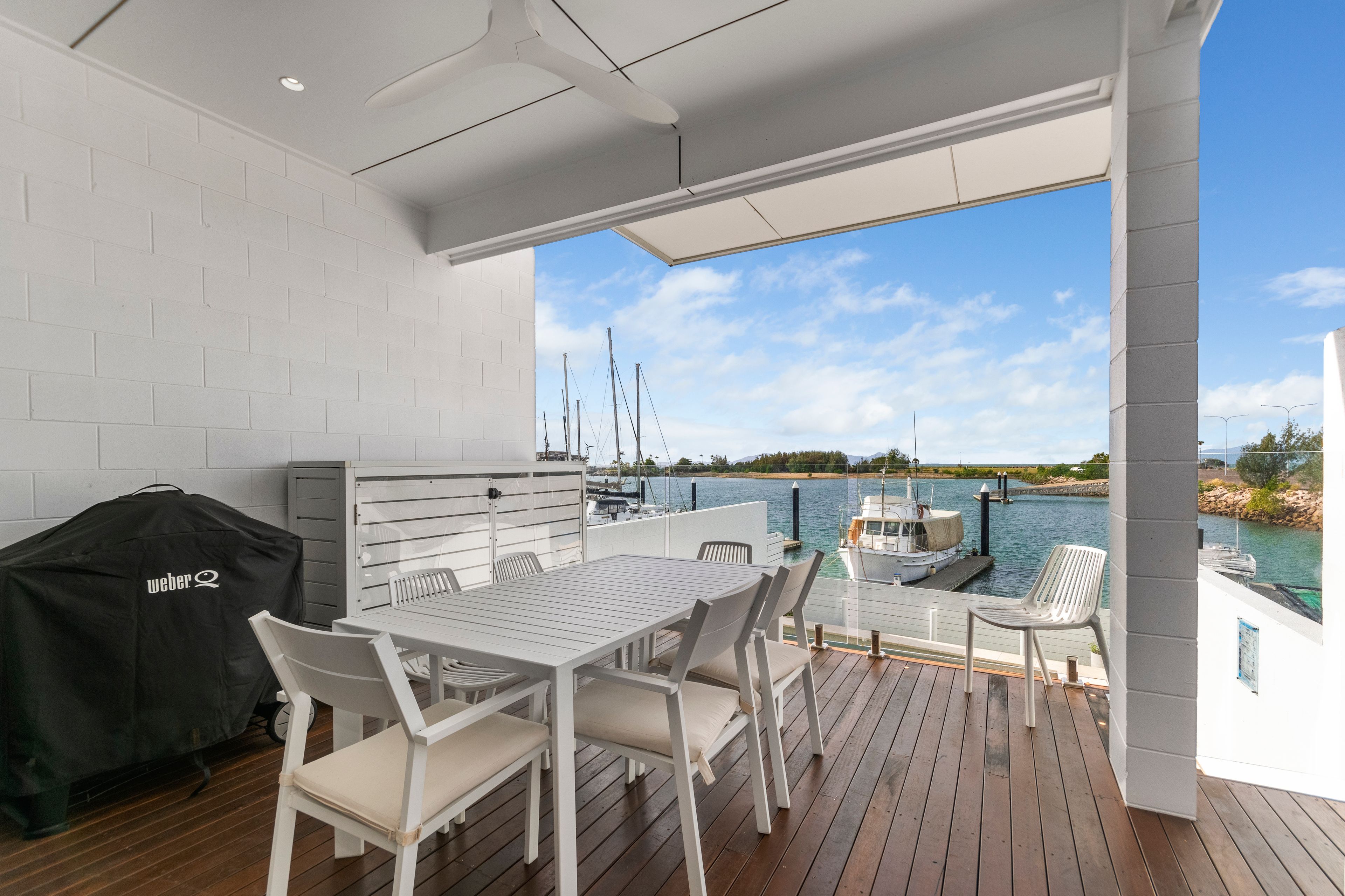 8 Terrace Place, Nelly Bay QLD 4819