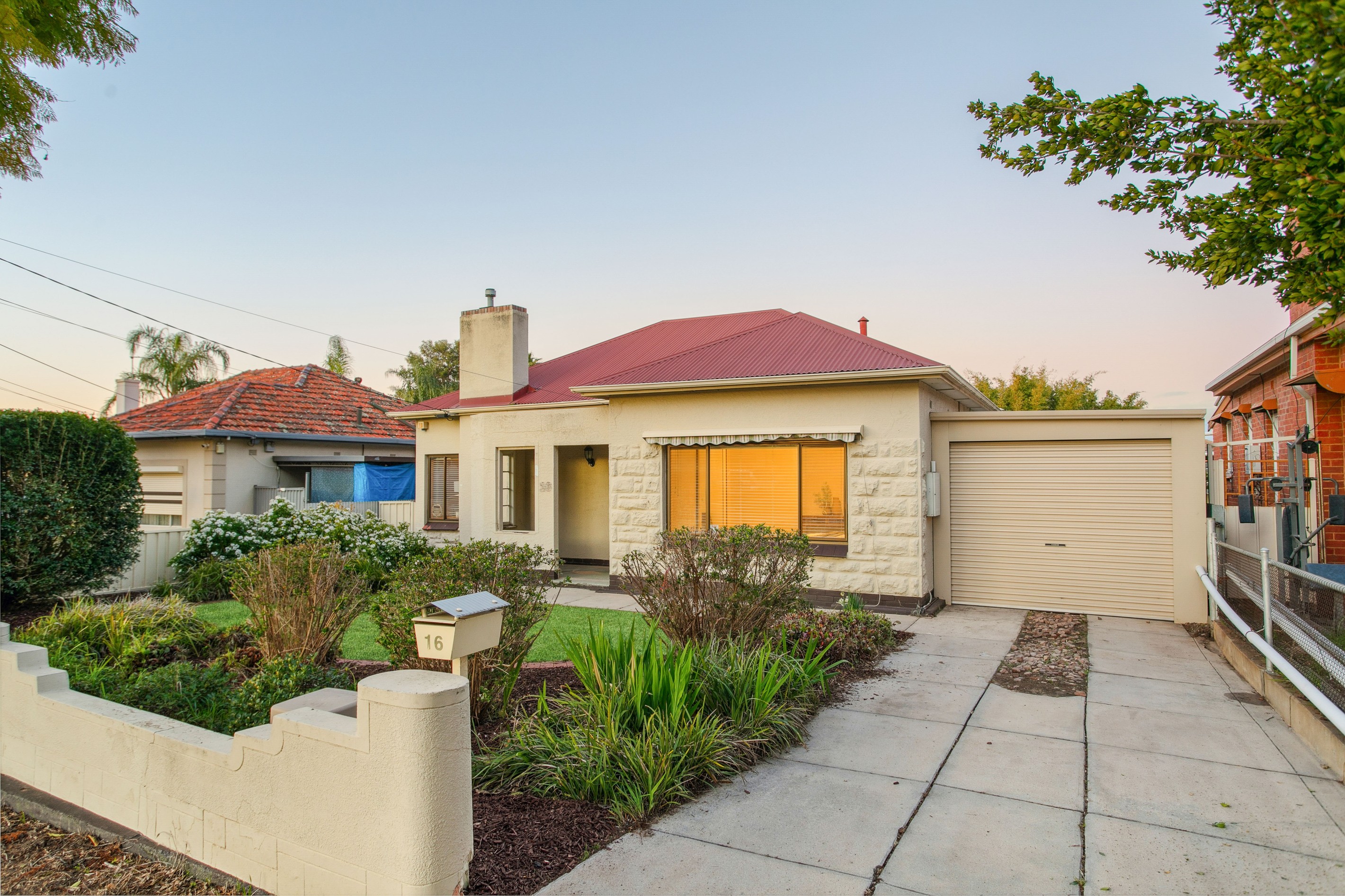16 Ragless Avenue, Enfield, SA 5085