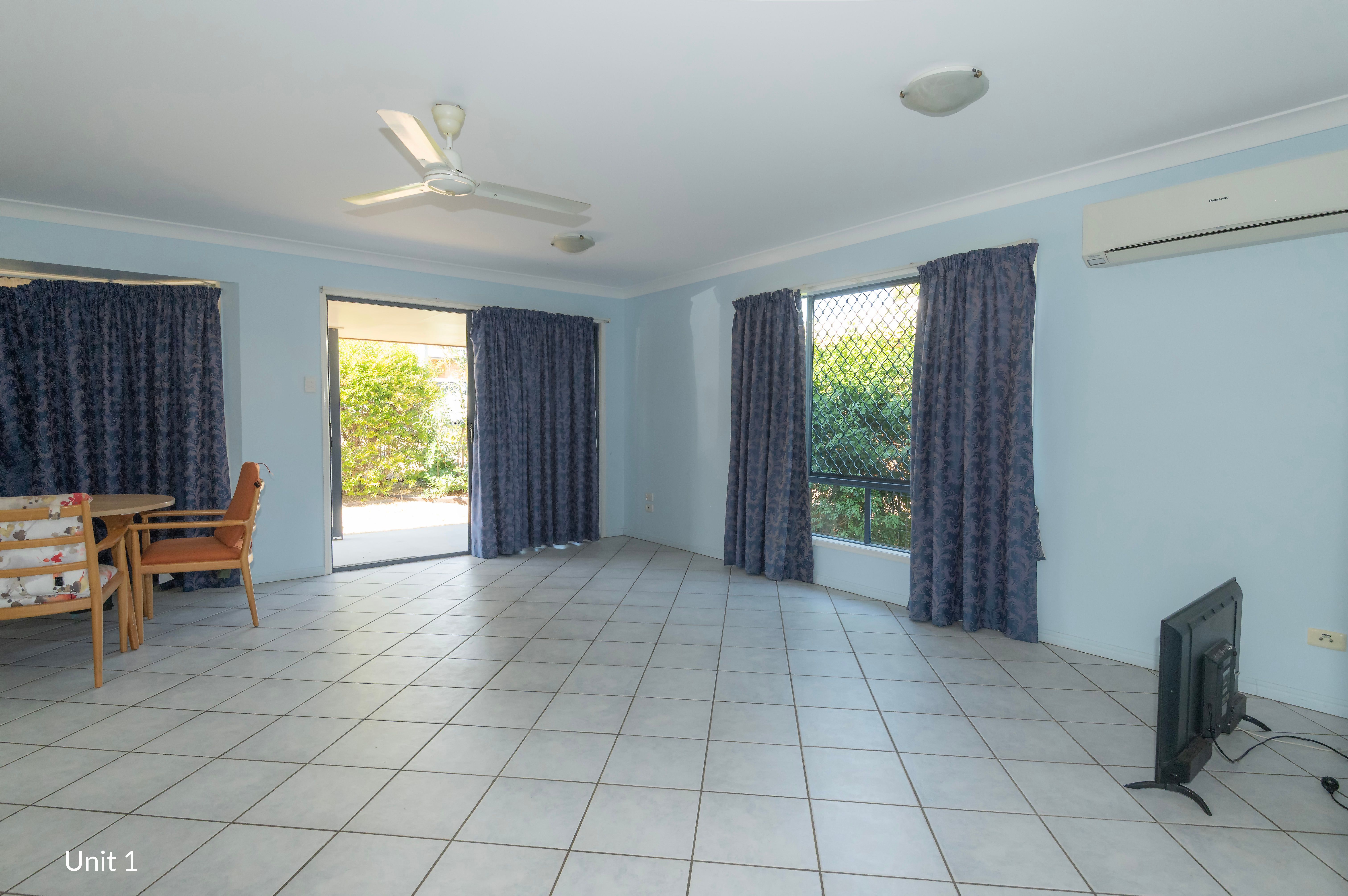 6 Woolein Crescent — photo 7 of 22