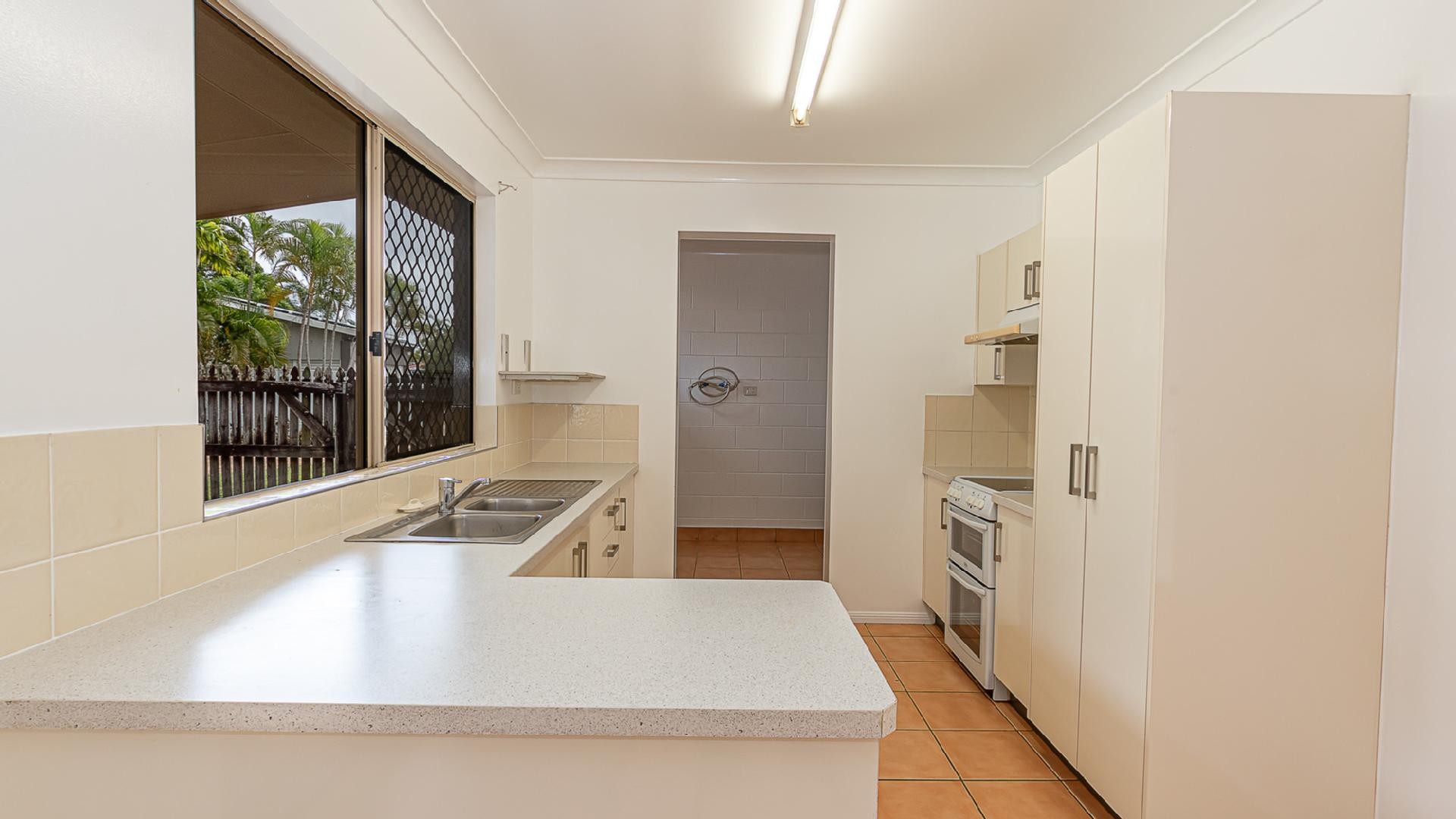 5 Barnaby Court, Burdell, QLD 4818