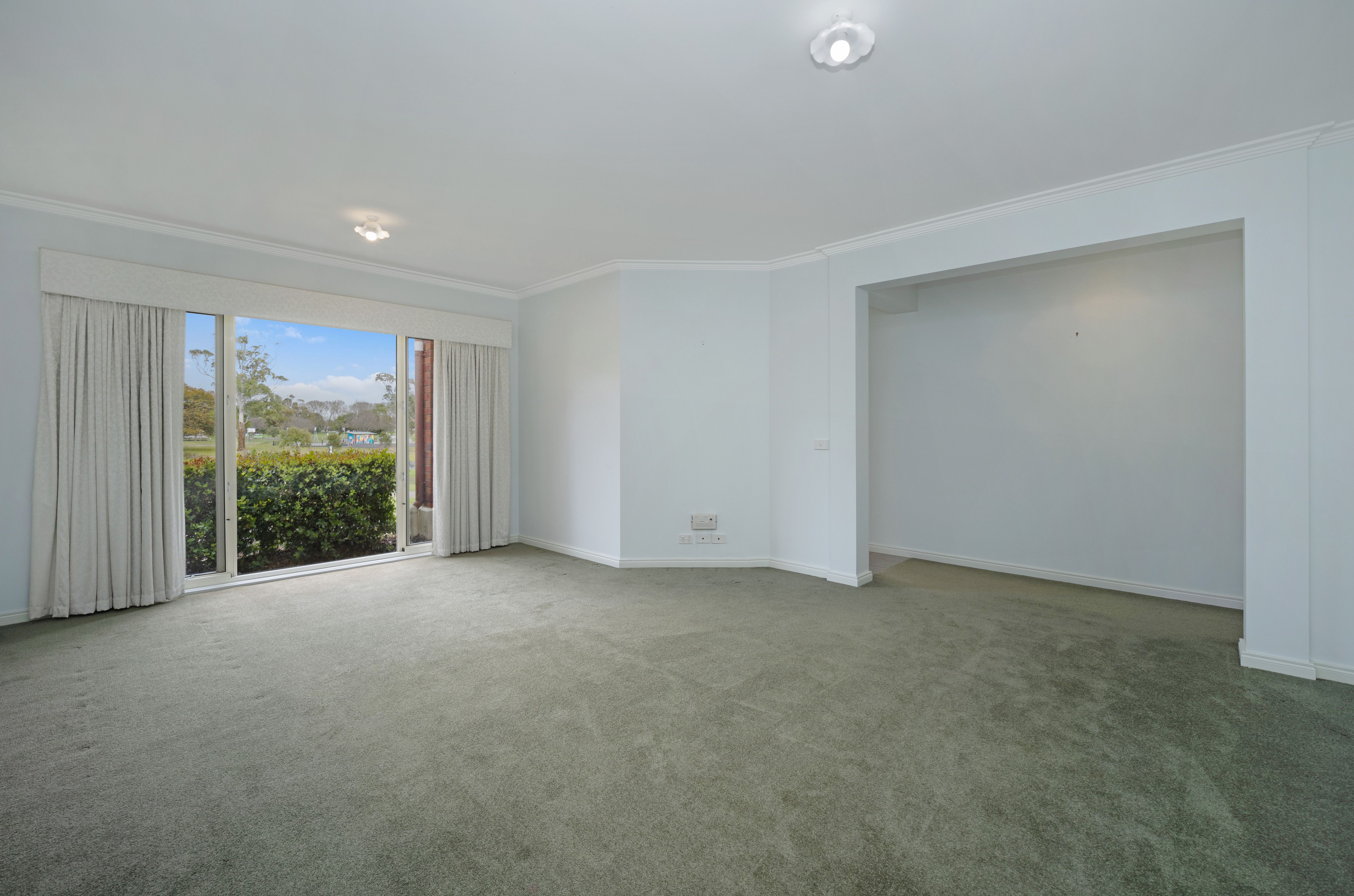 32 Jamieson Avenue — photo 3 of 14