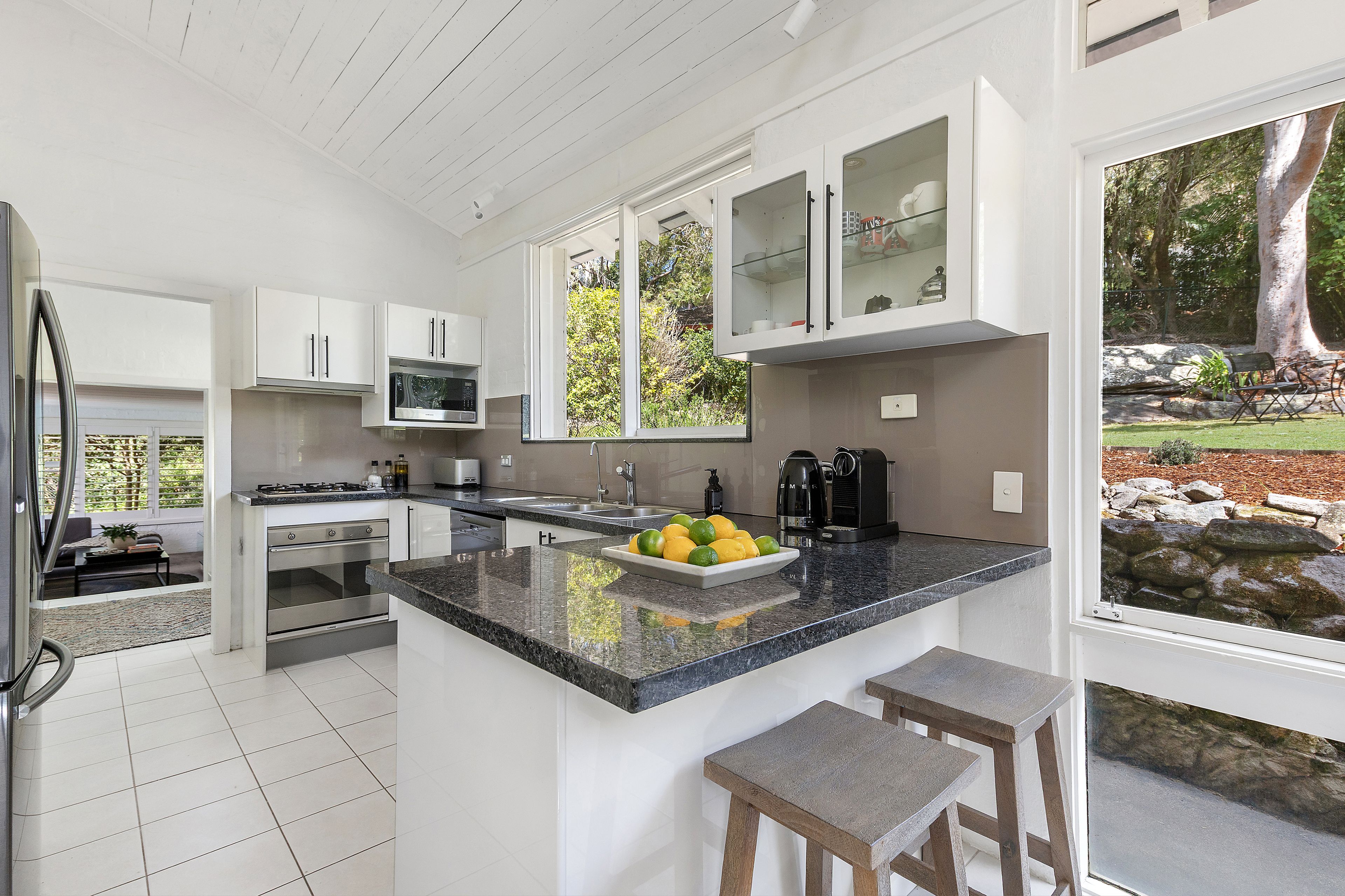 7 Raleigh Crescent — photo 7 of 11