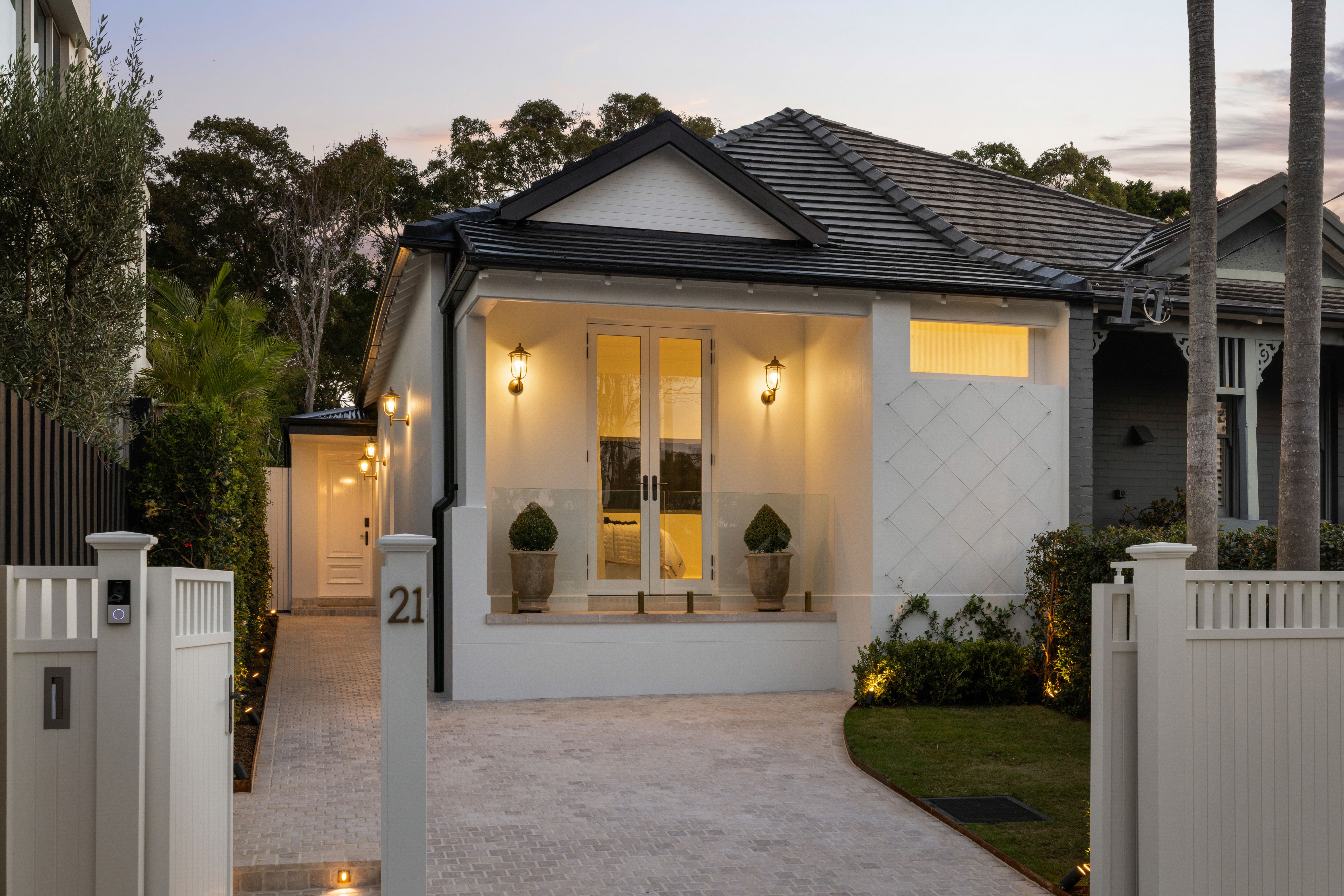 21 Russell Street — photo from Ray White Double Bay