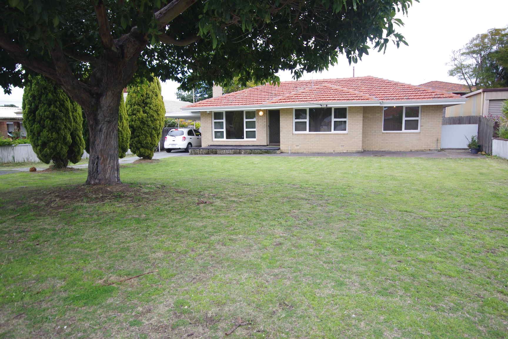 7 Balcombe Street, Westminster, WA 6061