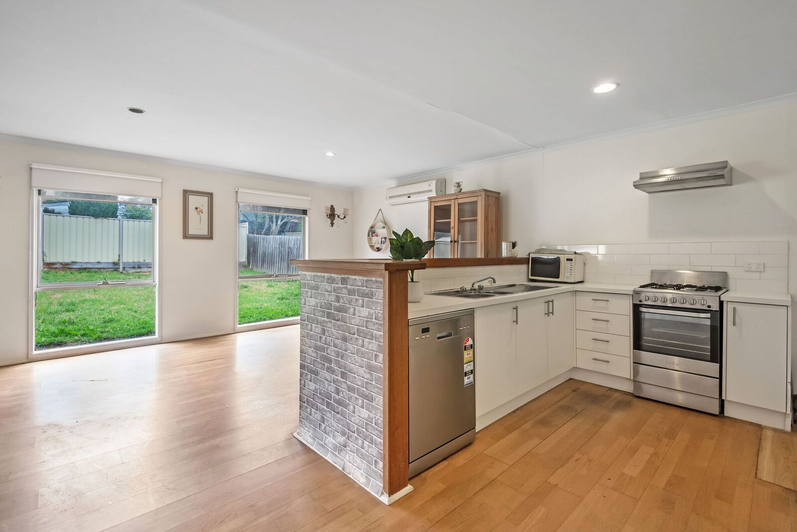 3 Jasmine Drive, Mill Park, VIC 3082