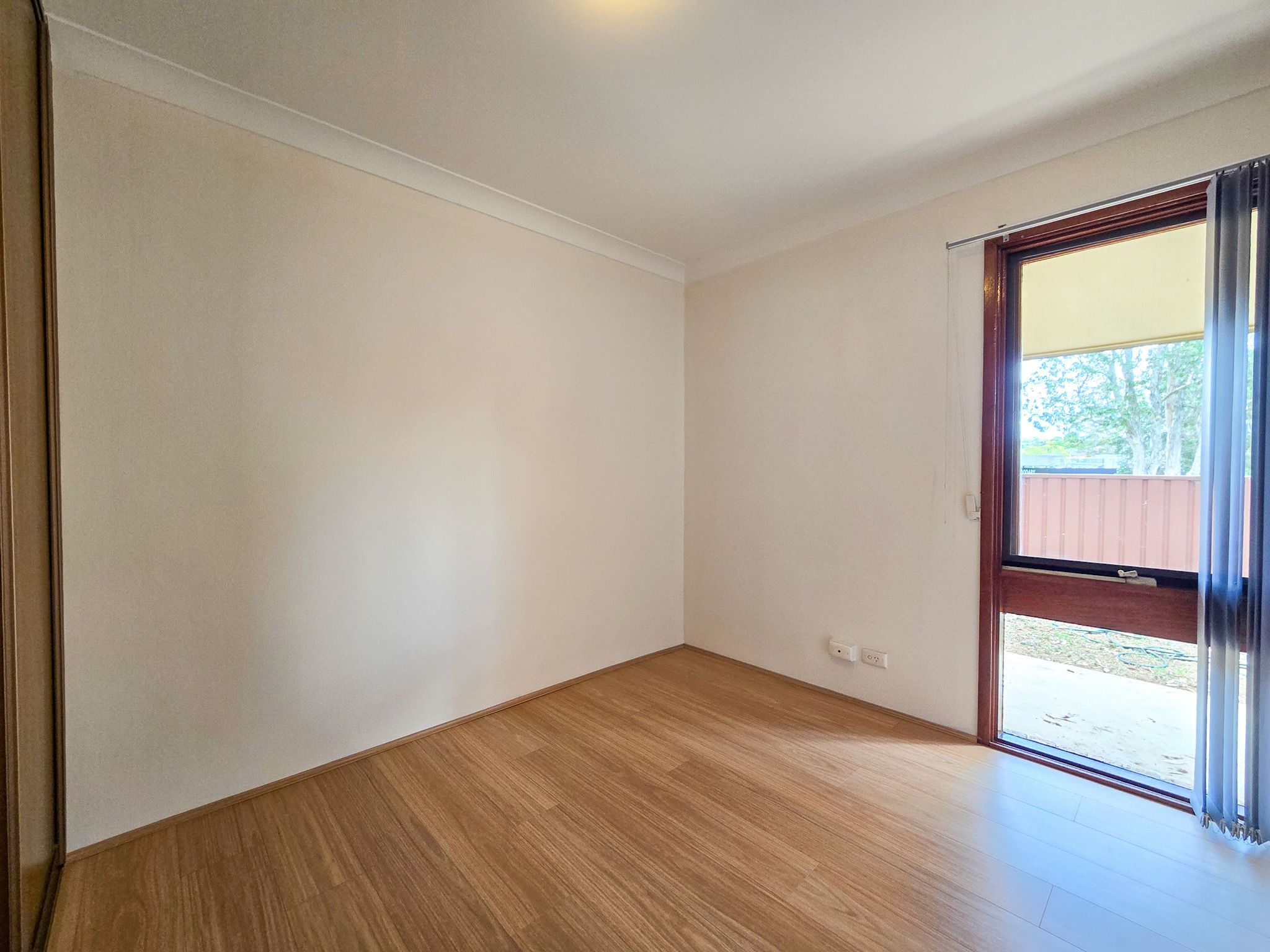 11/1 Throsby Way — photo 3 of 12