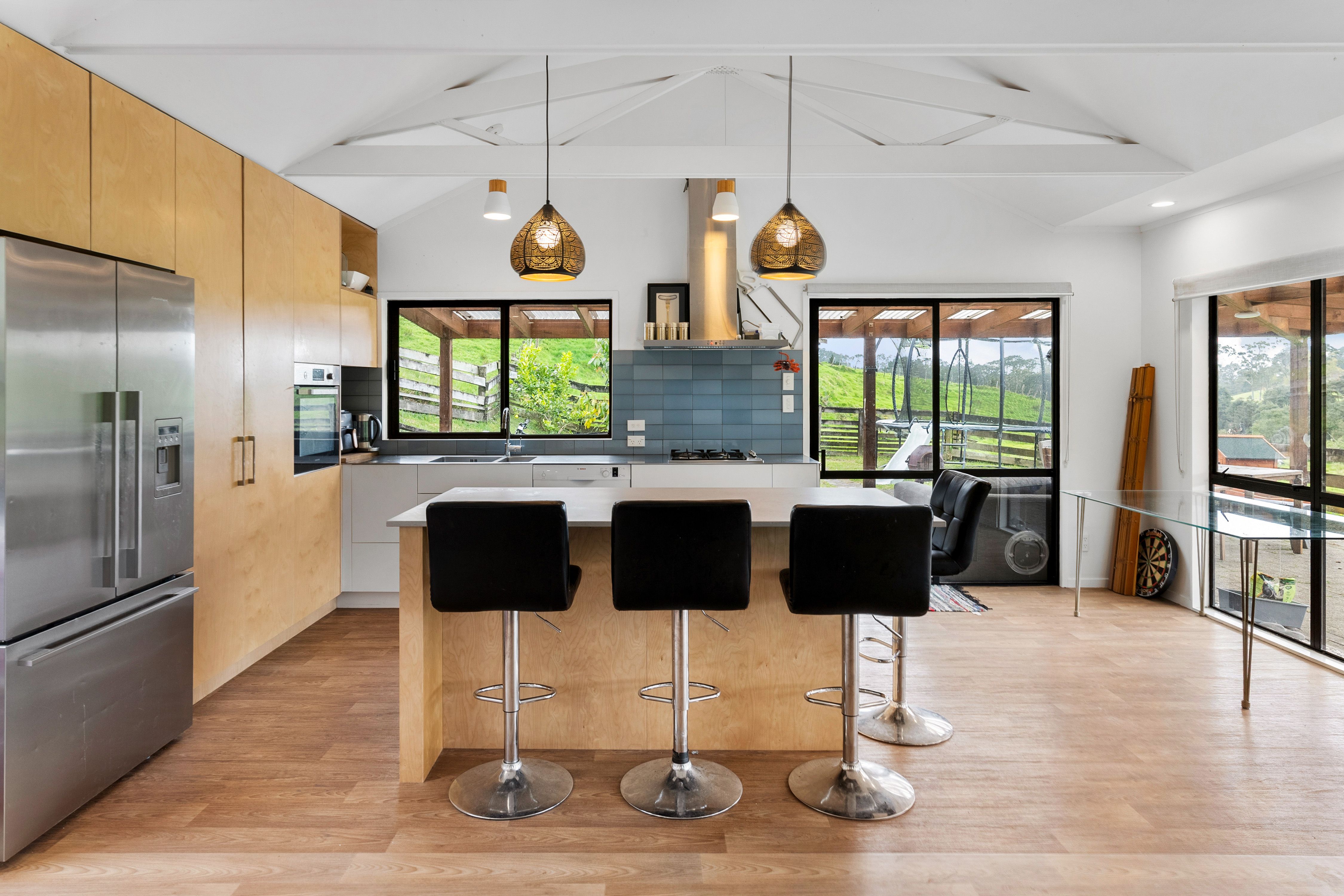 197 Forest Hill Road, Waiatarua, Waitakere City