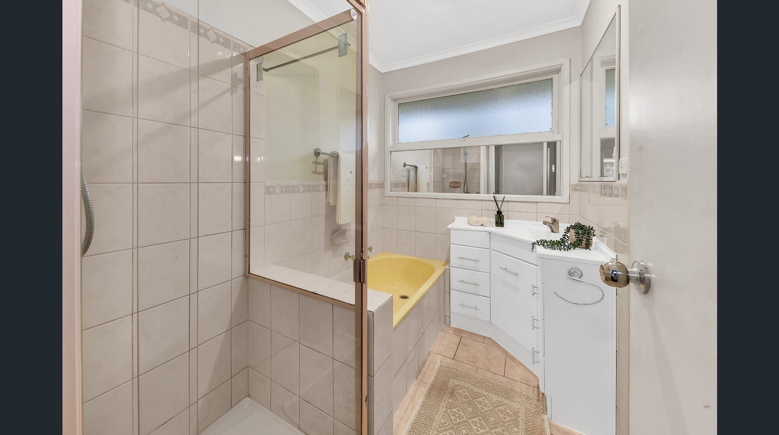 9 Circle Drive — photo 12 of 13