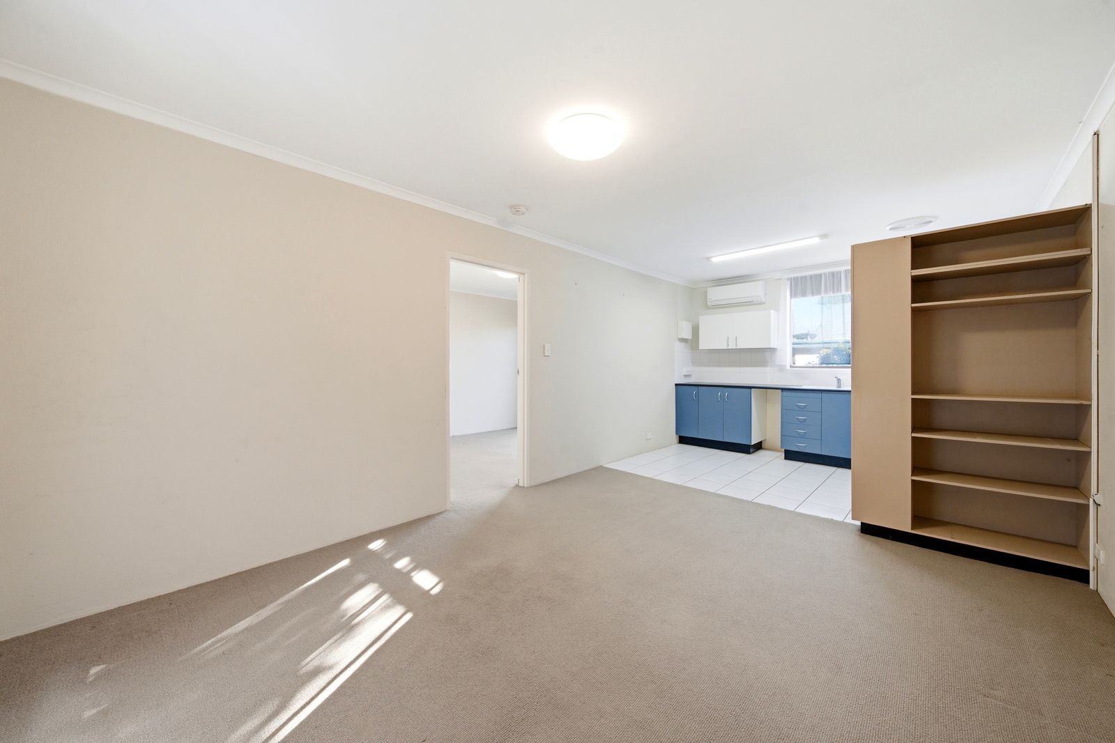 11/90 Collett Street, Queanbeyan, NSW 2620