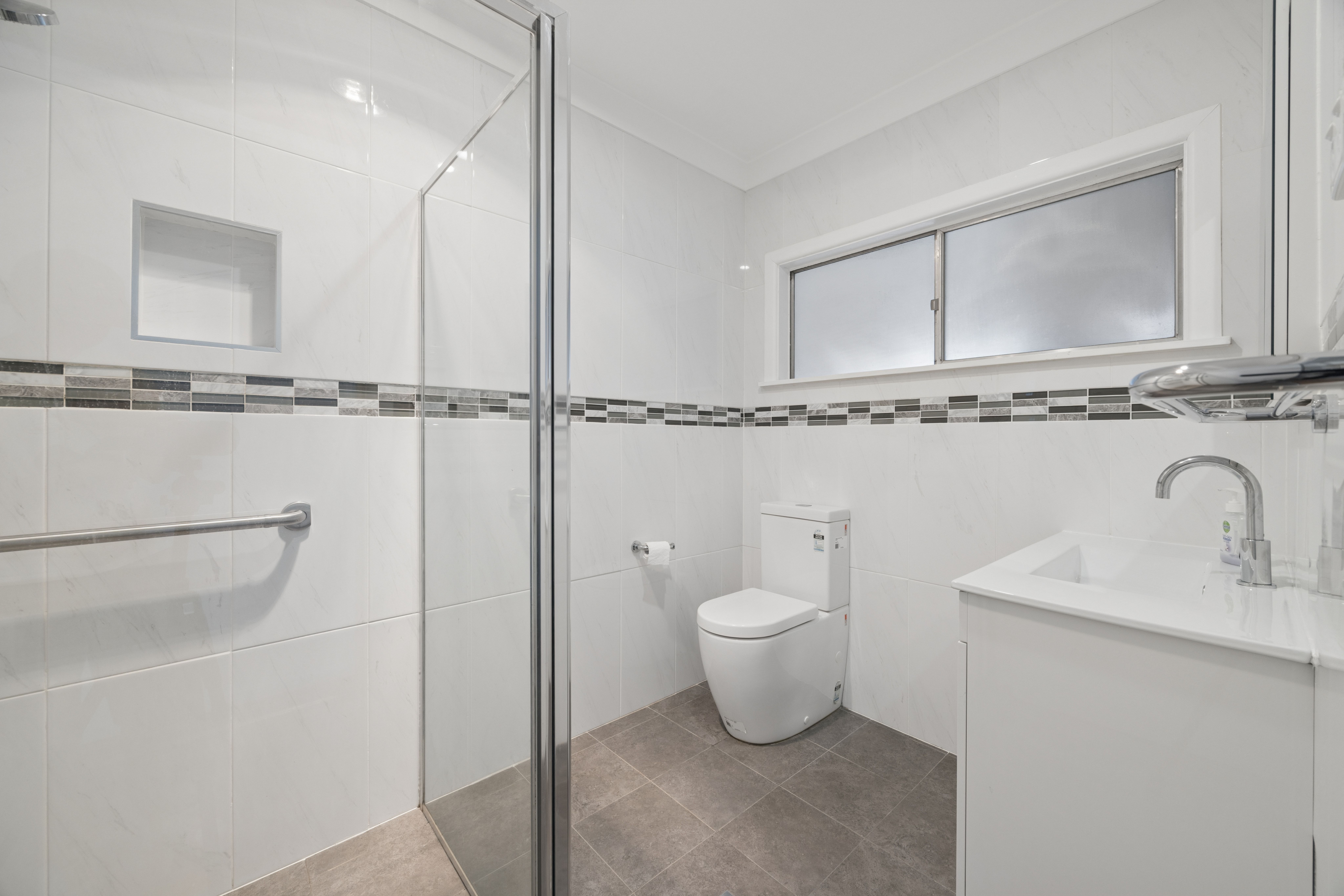 65 Elizabeth Street — photo 7 of 15