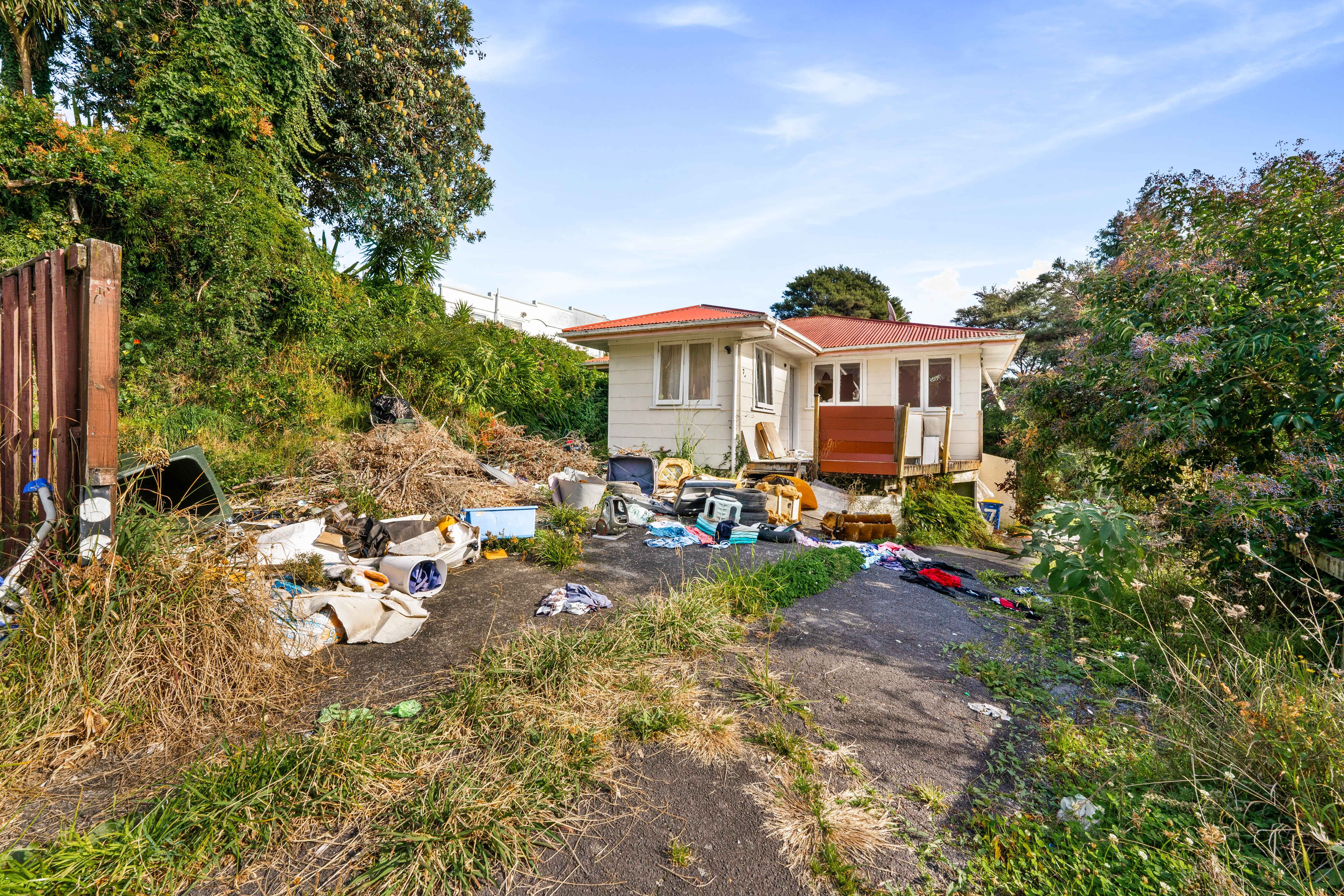 7 Rangeview Road, Sunnyvale, Waitakere City