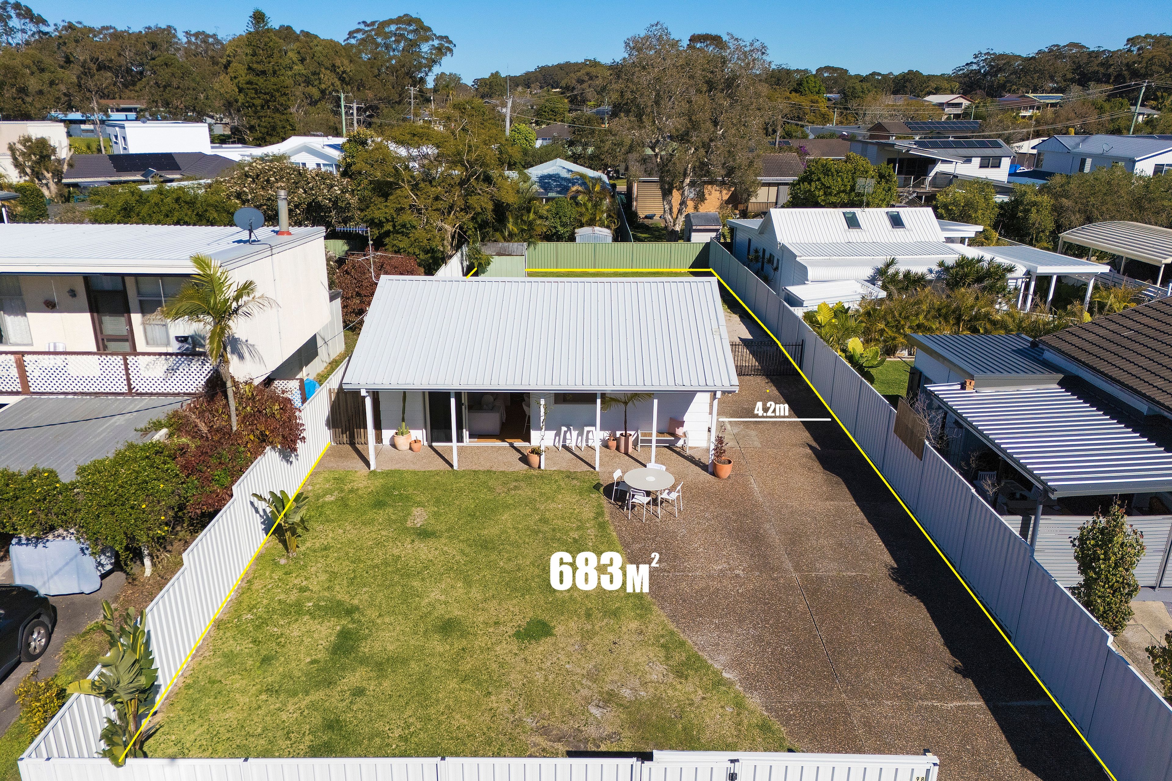 98 Foreshore Drive — photo 3 of 24