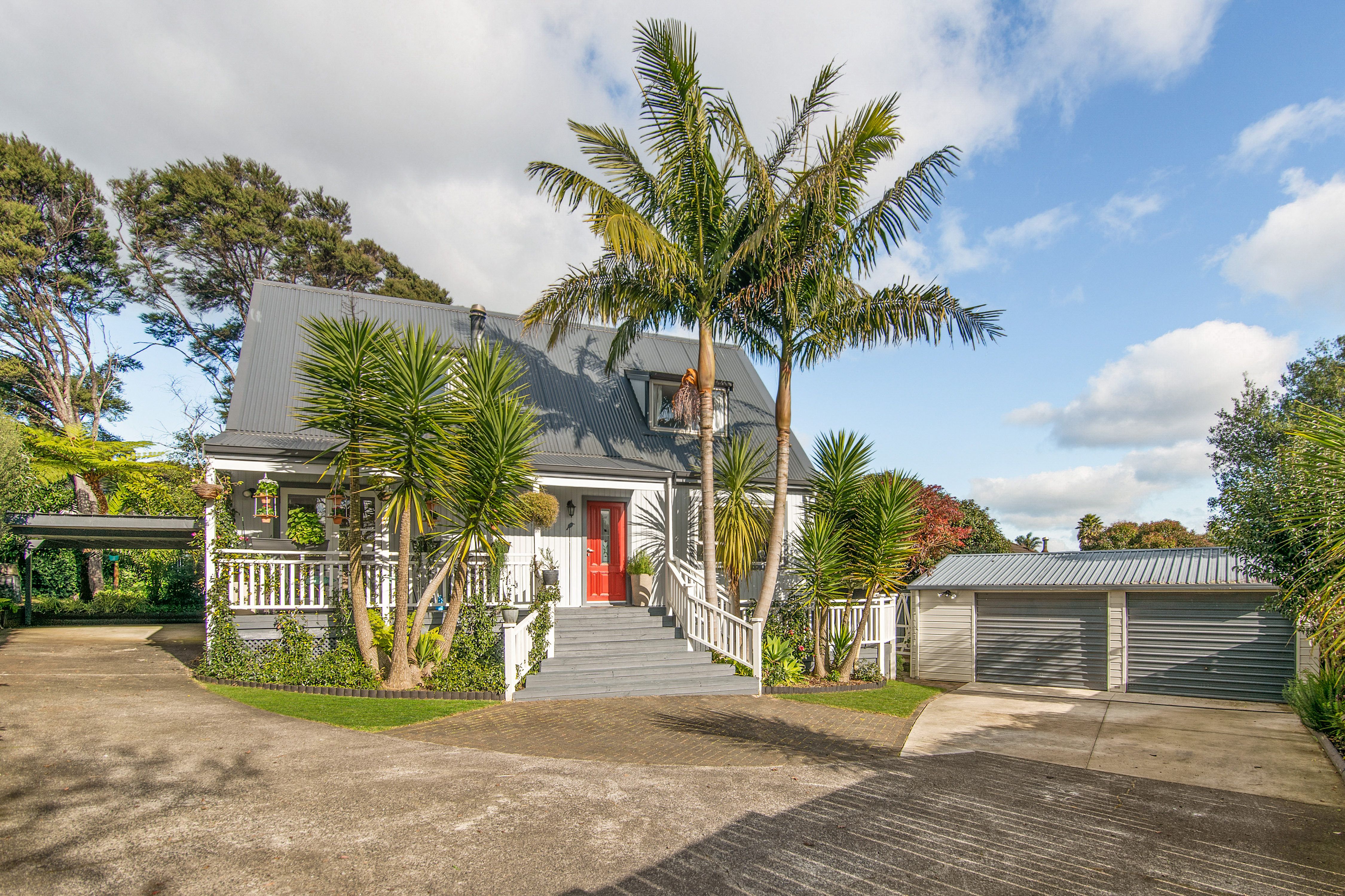 8 Chrisarda Place, Red Hill, Papakura