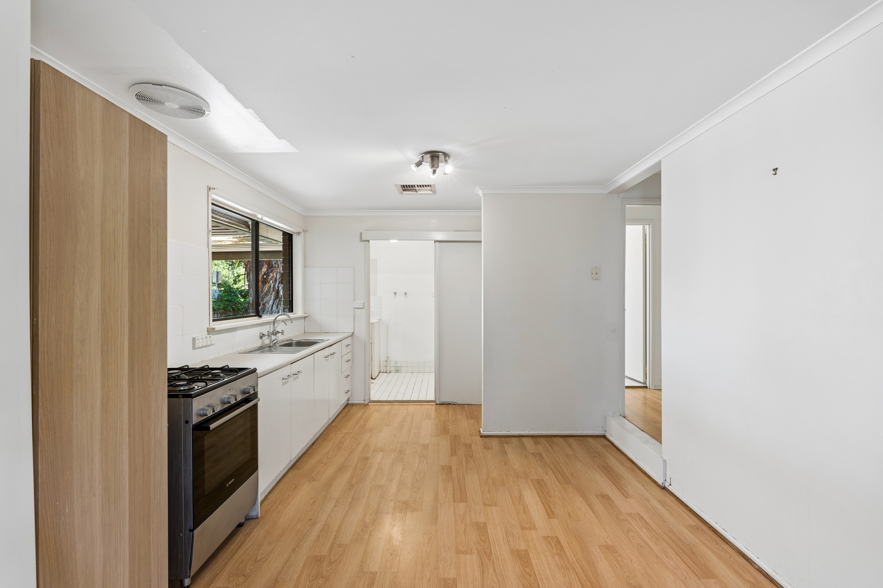 122 Adams Point Rd 122 Adams Road, Trott Park, SA 5158 - Sold House - Ray White Glenelg ...