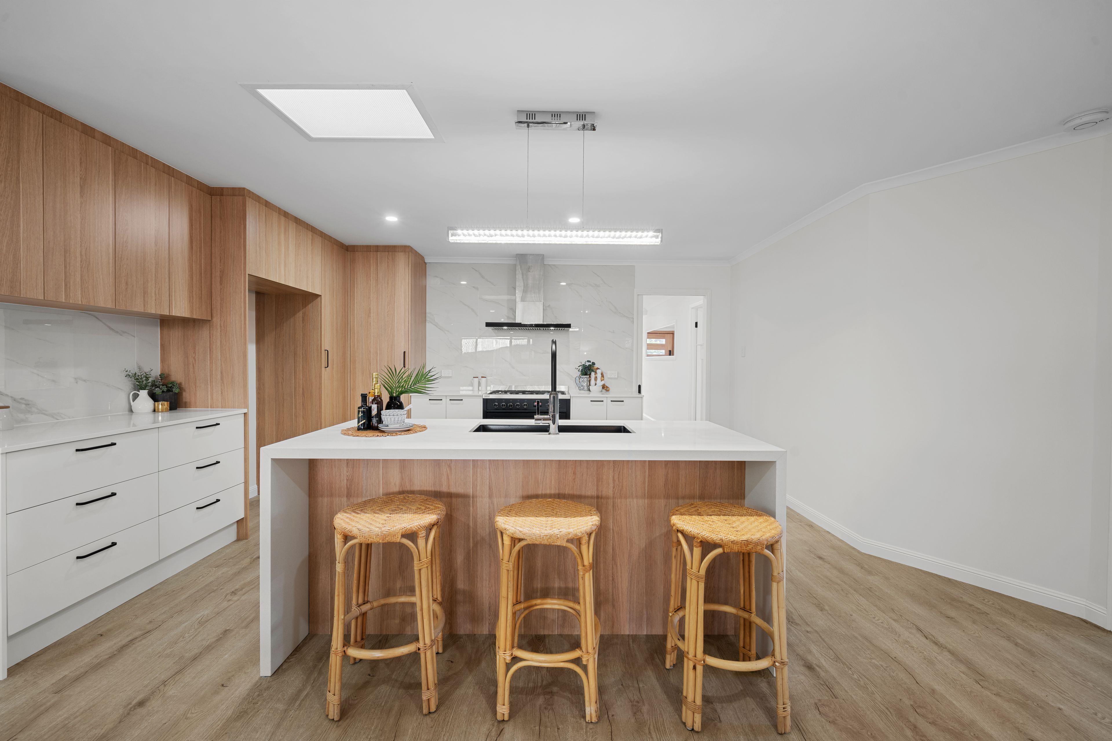 24 Ormeau Ridge Road, Ormeau Hills, QLD 4208