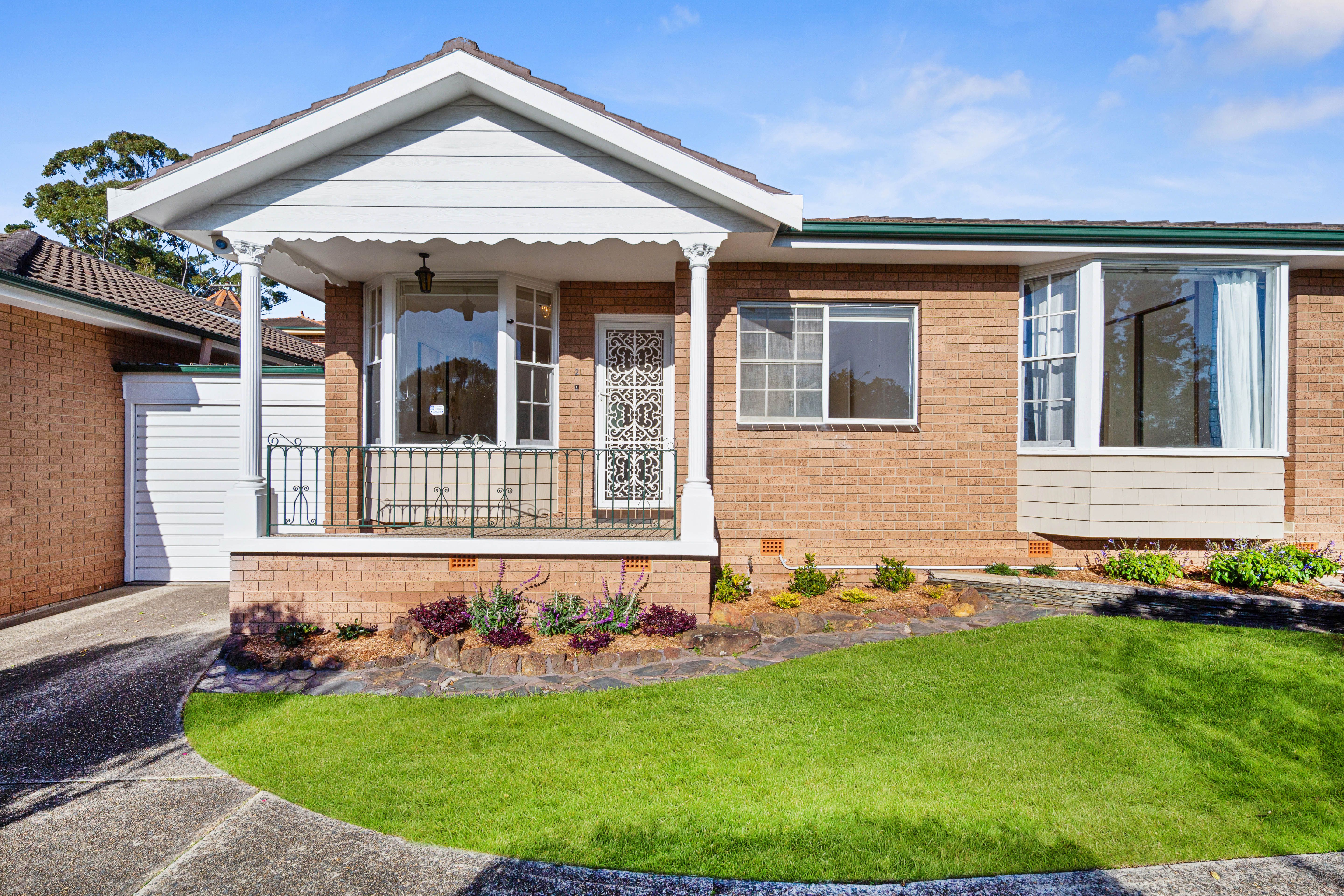 2/69 Greenacre Road, Connells Point NSW 2221