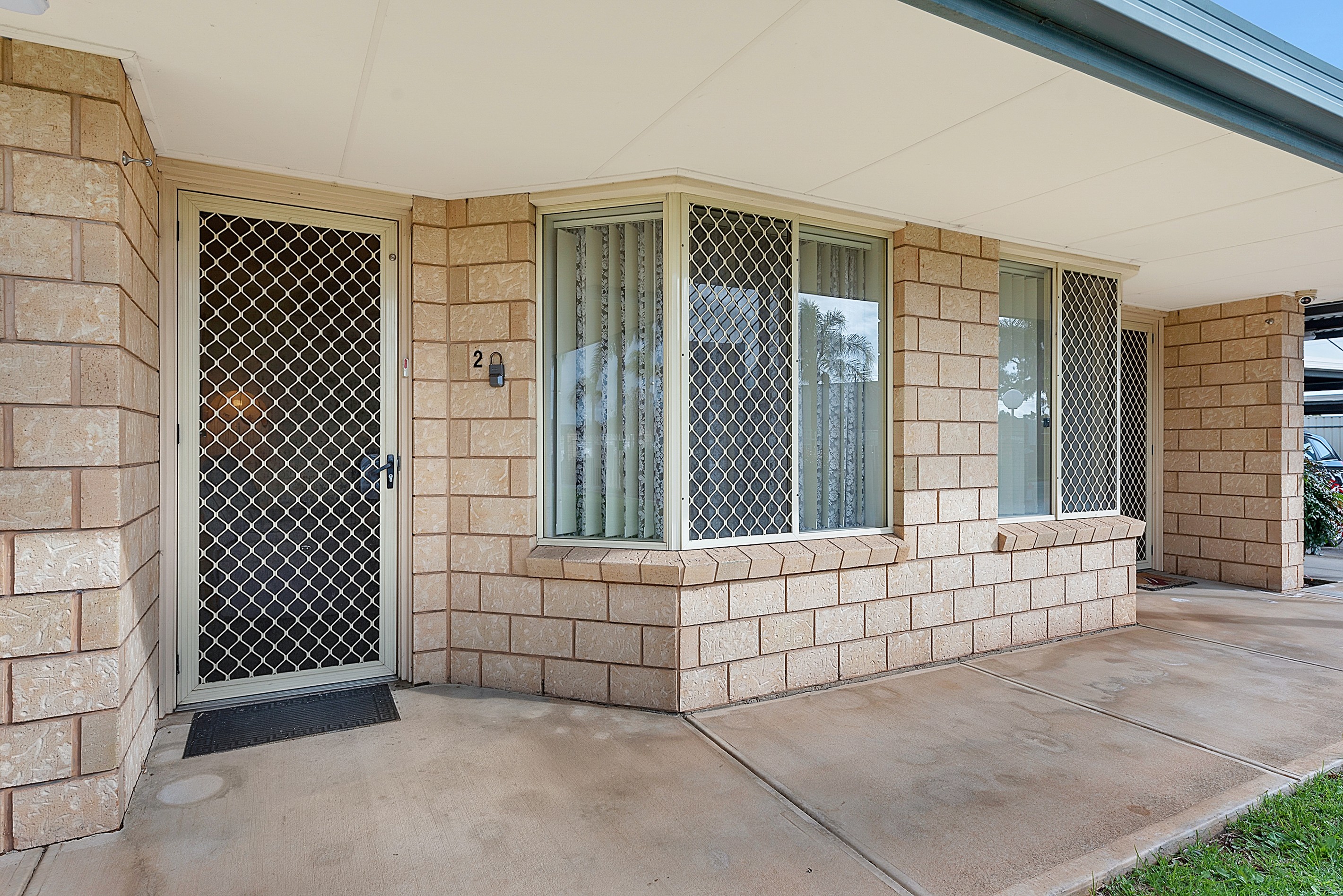 2/11-15 Hollywood Boulevard, Salisbury Downs, SA 5108