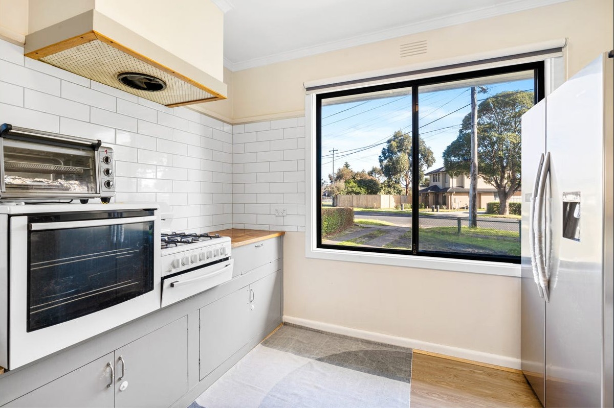 31 Swallow Crescent, Norlane, VIC 3214