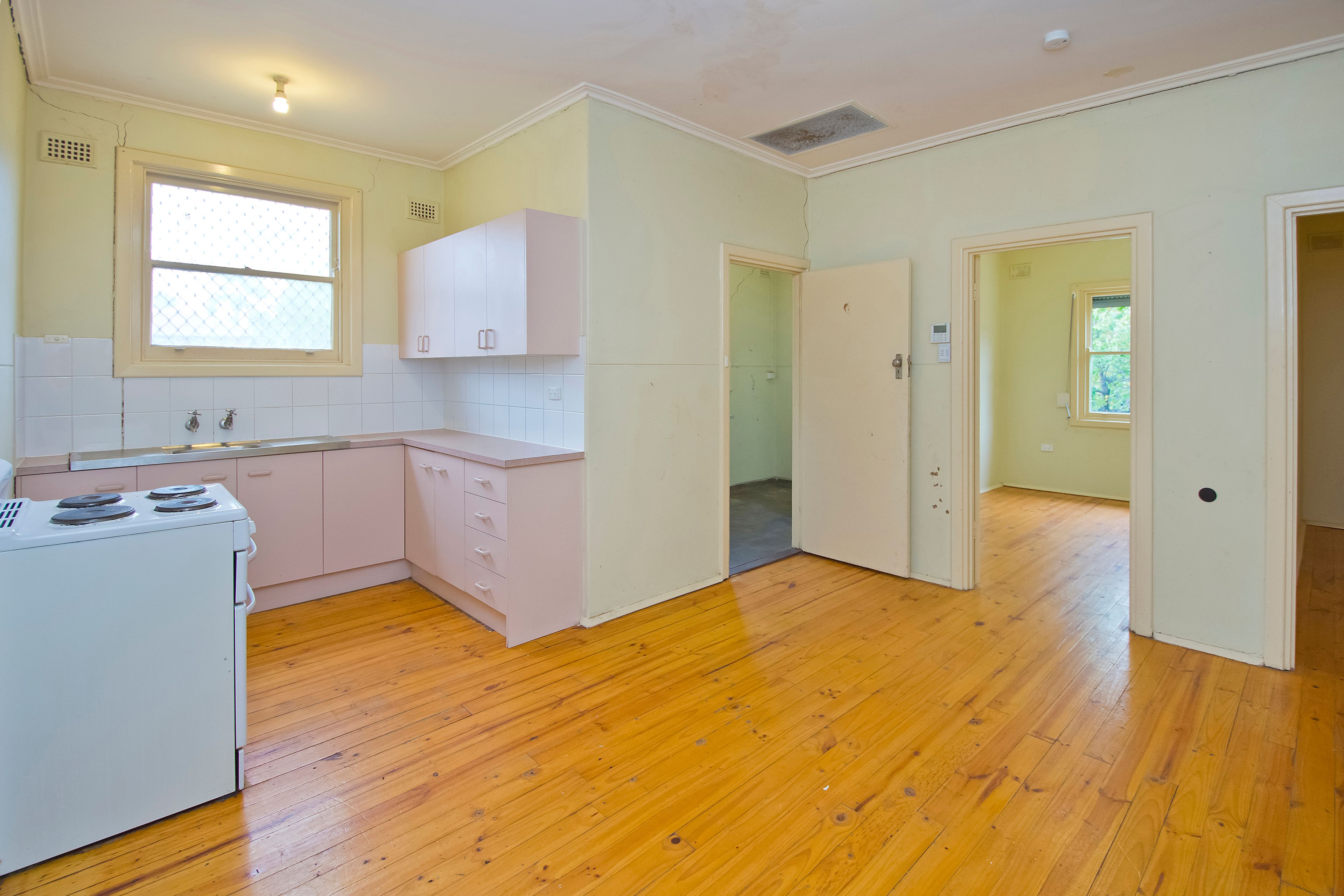 4 Benham Street, Elizabeth East, SA 5112